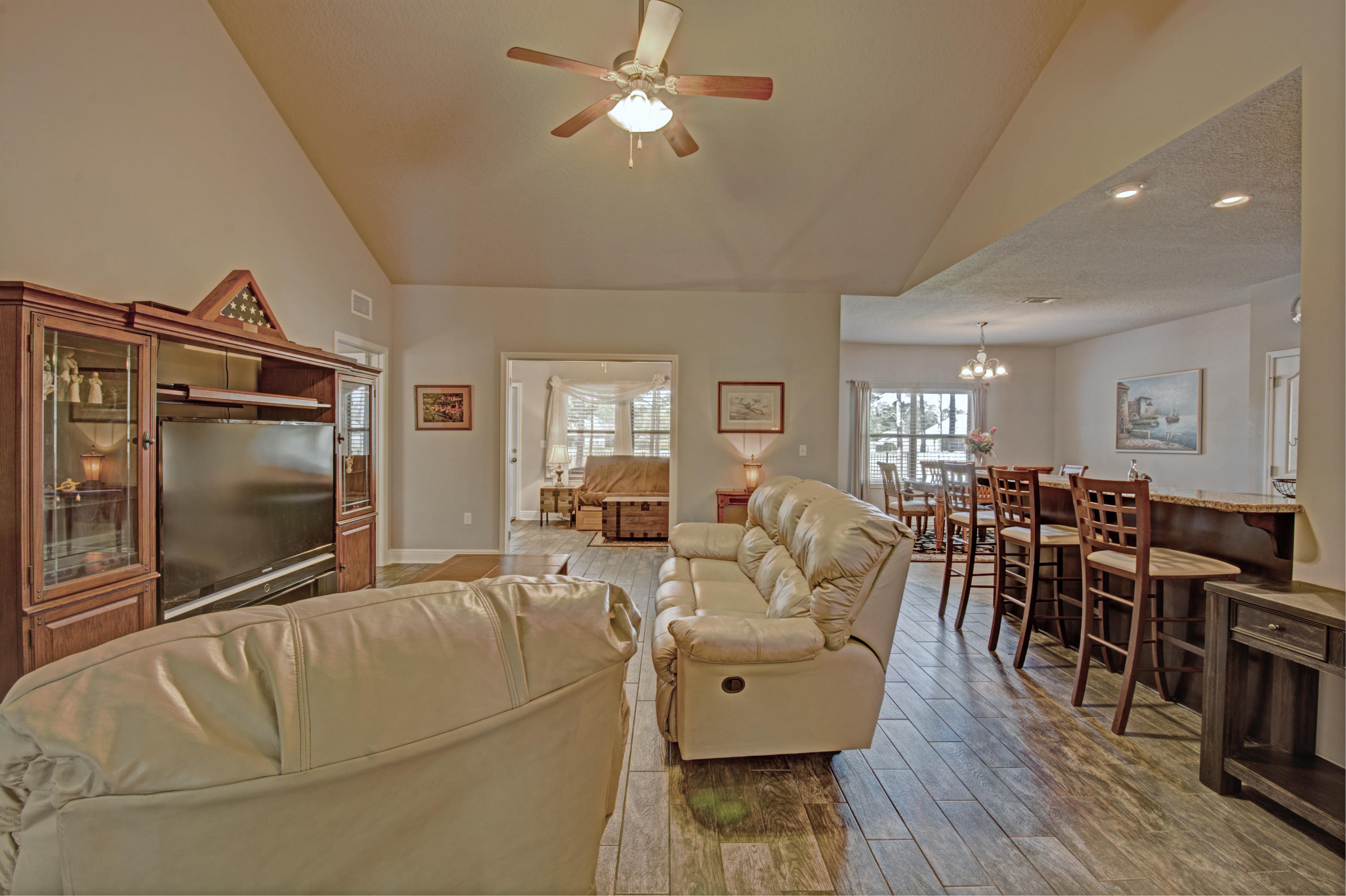 HAMMOCK BAY - Residential