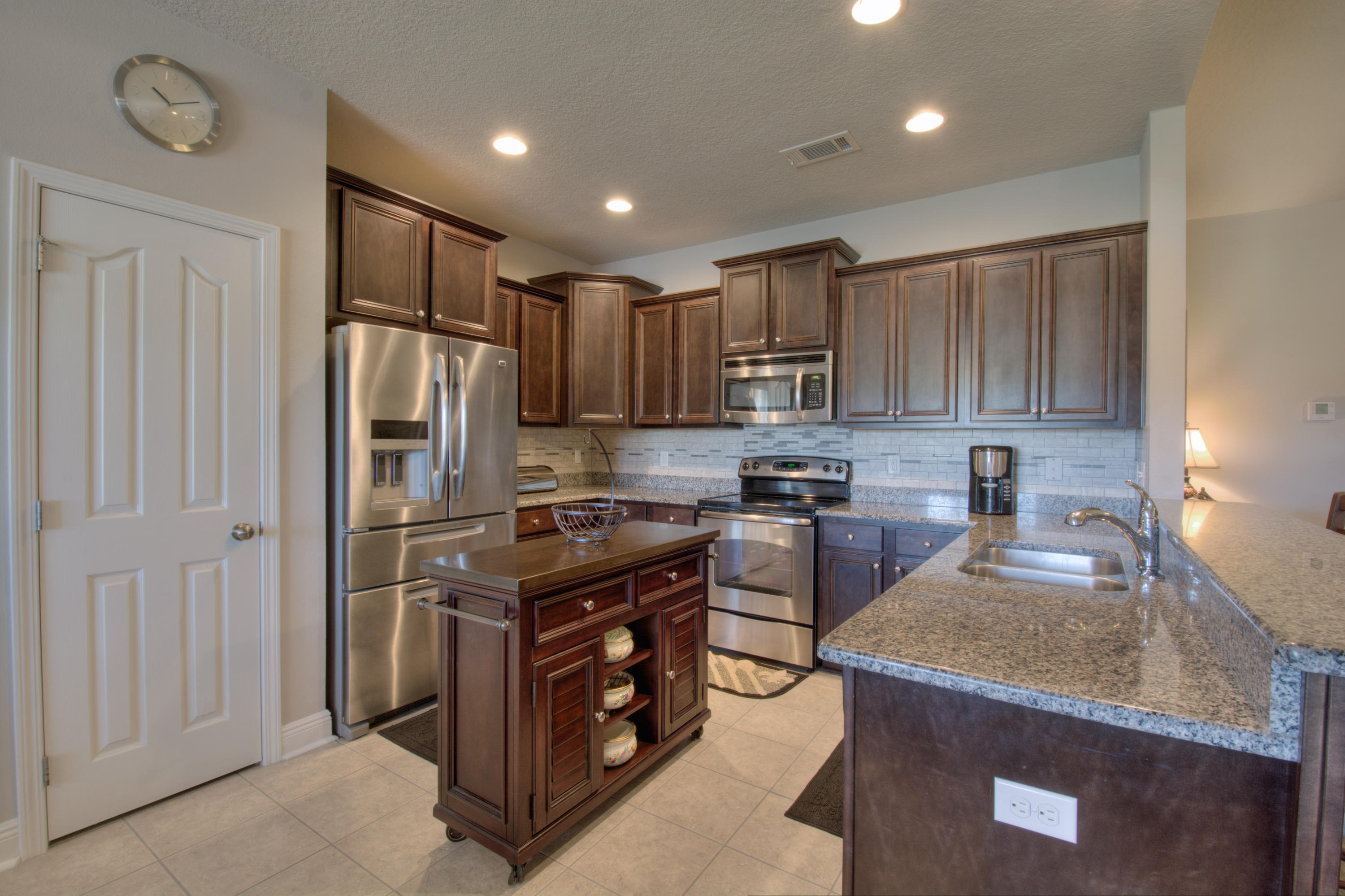 HAMMOCK BAY - Residential