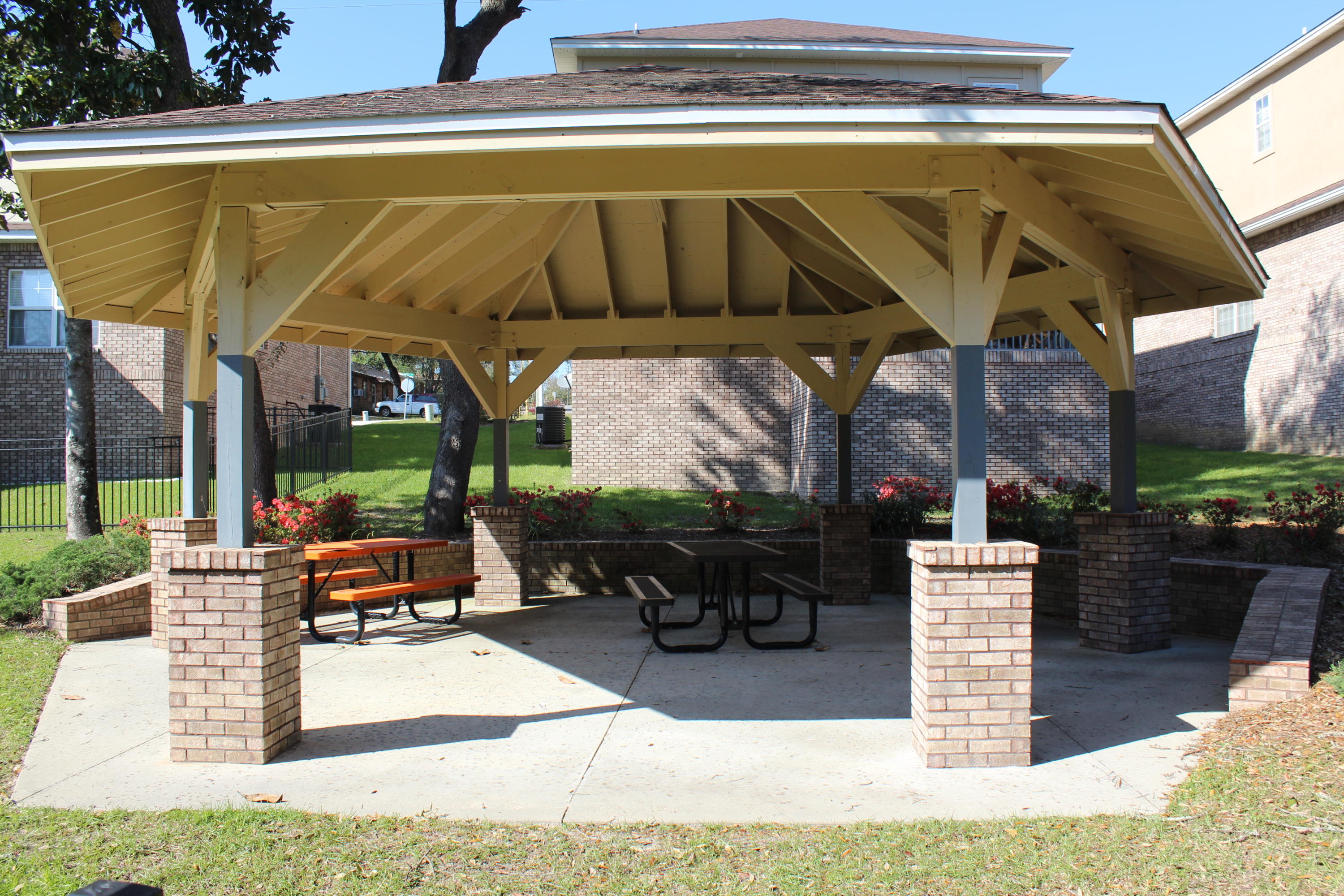 Traditions at Walton Oaks - Residential