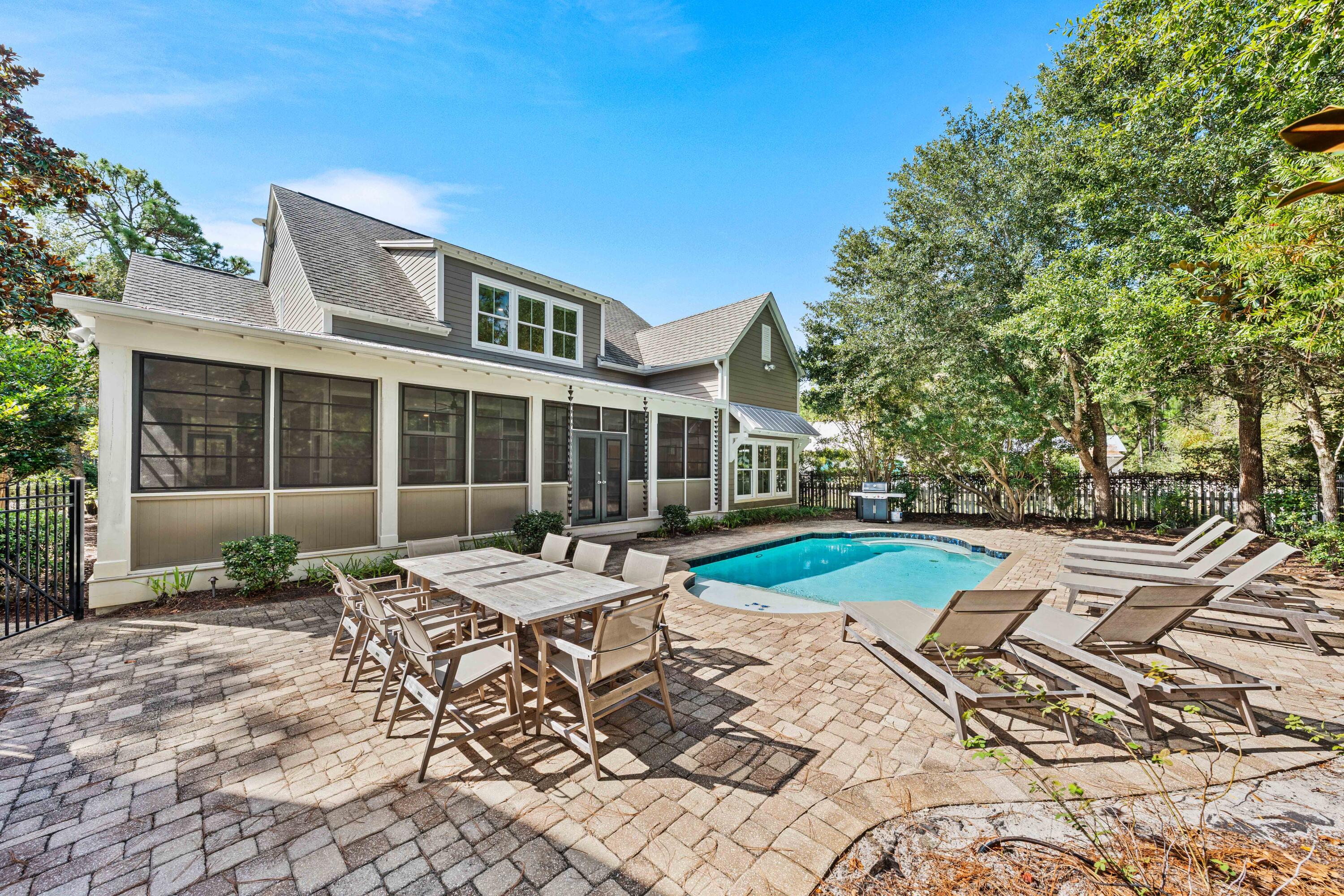 SUGARWOOD - Residential