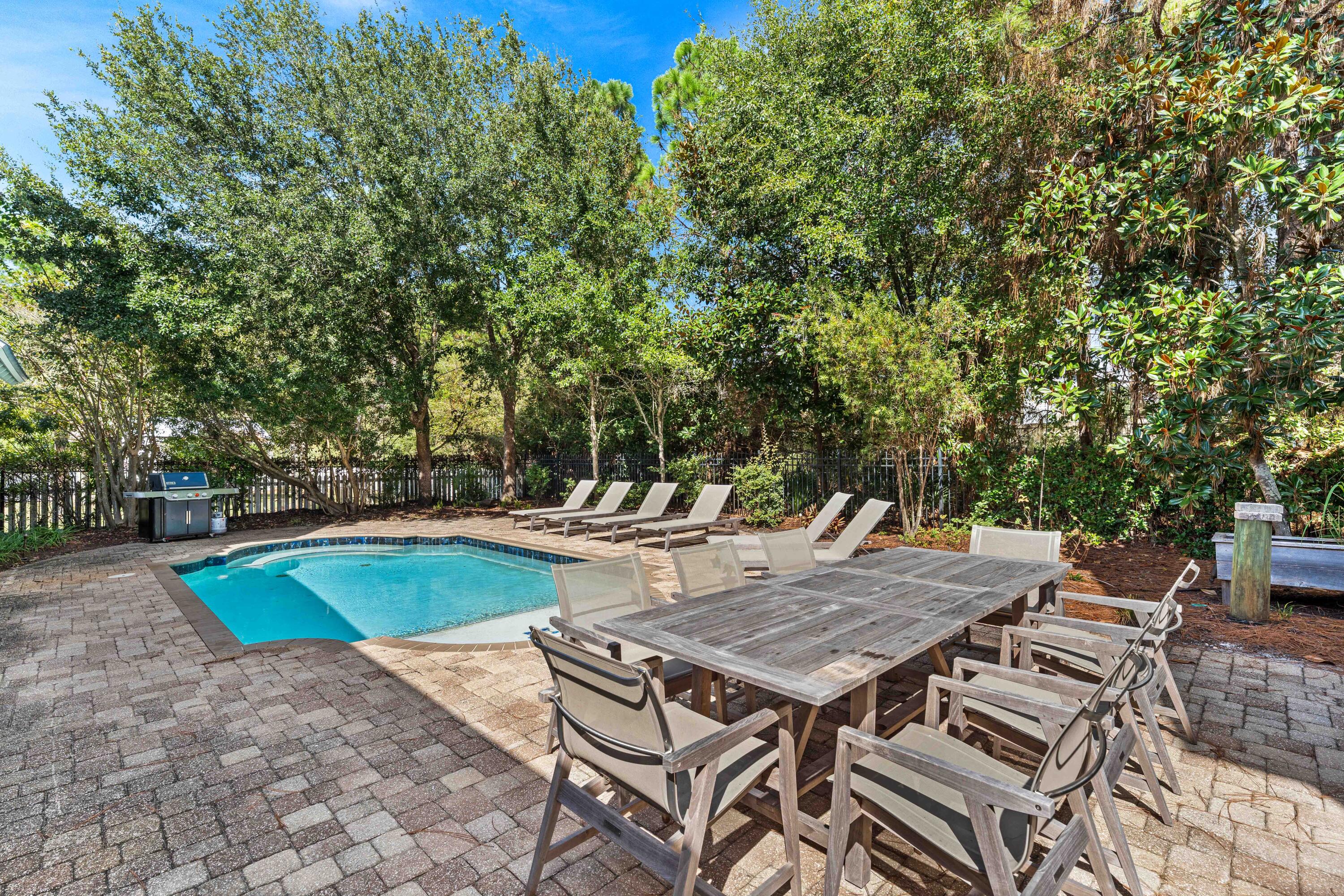 SUGARWOOD - Residential