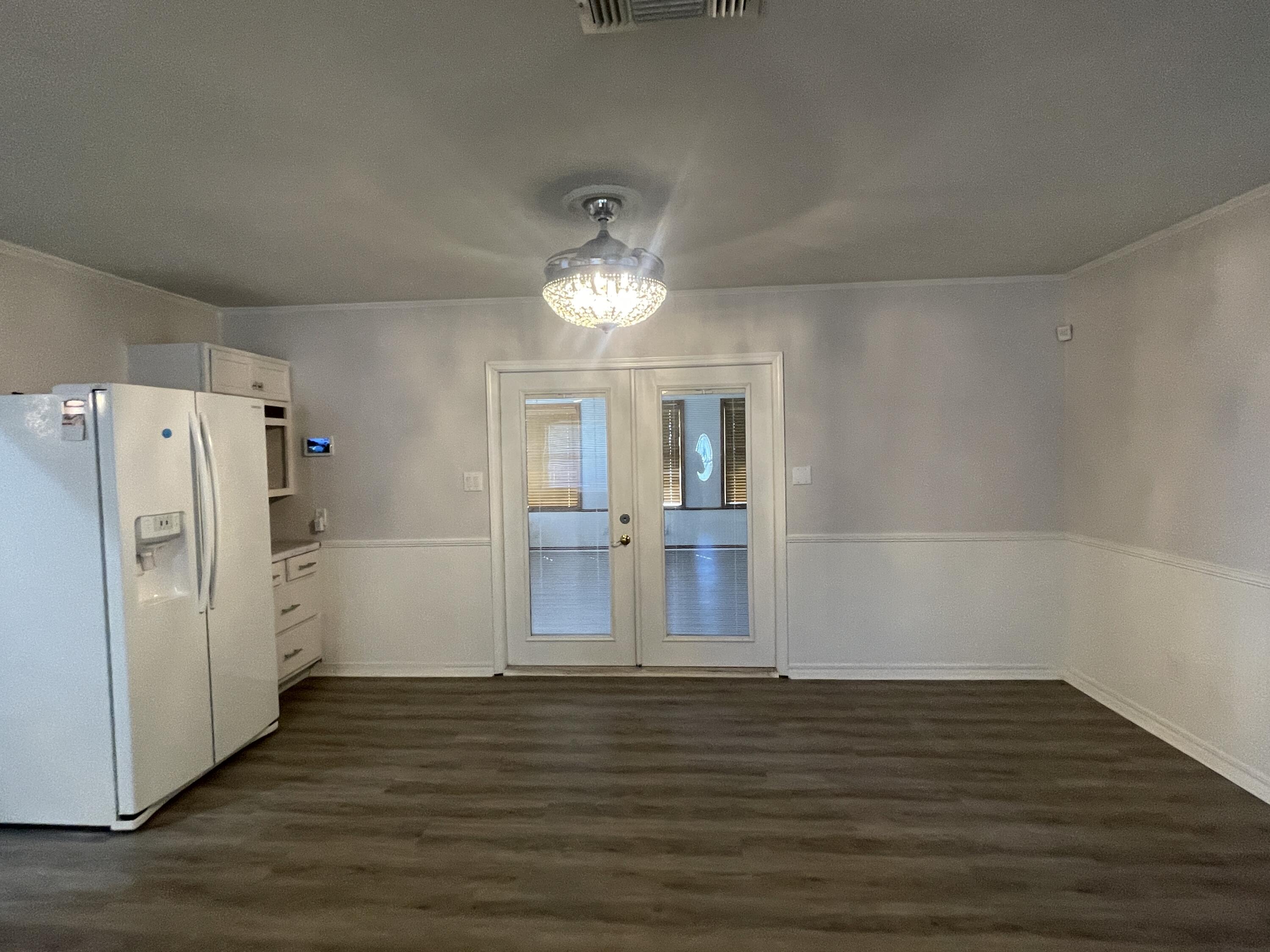 PALM ESTATES UNIT 6 - Residential Lease