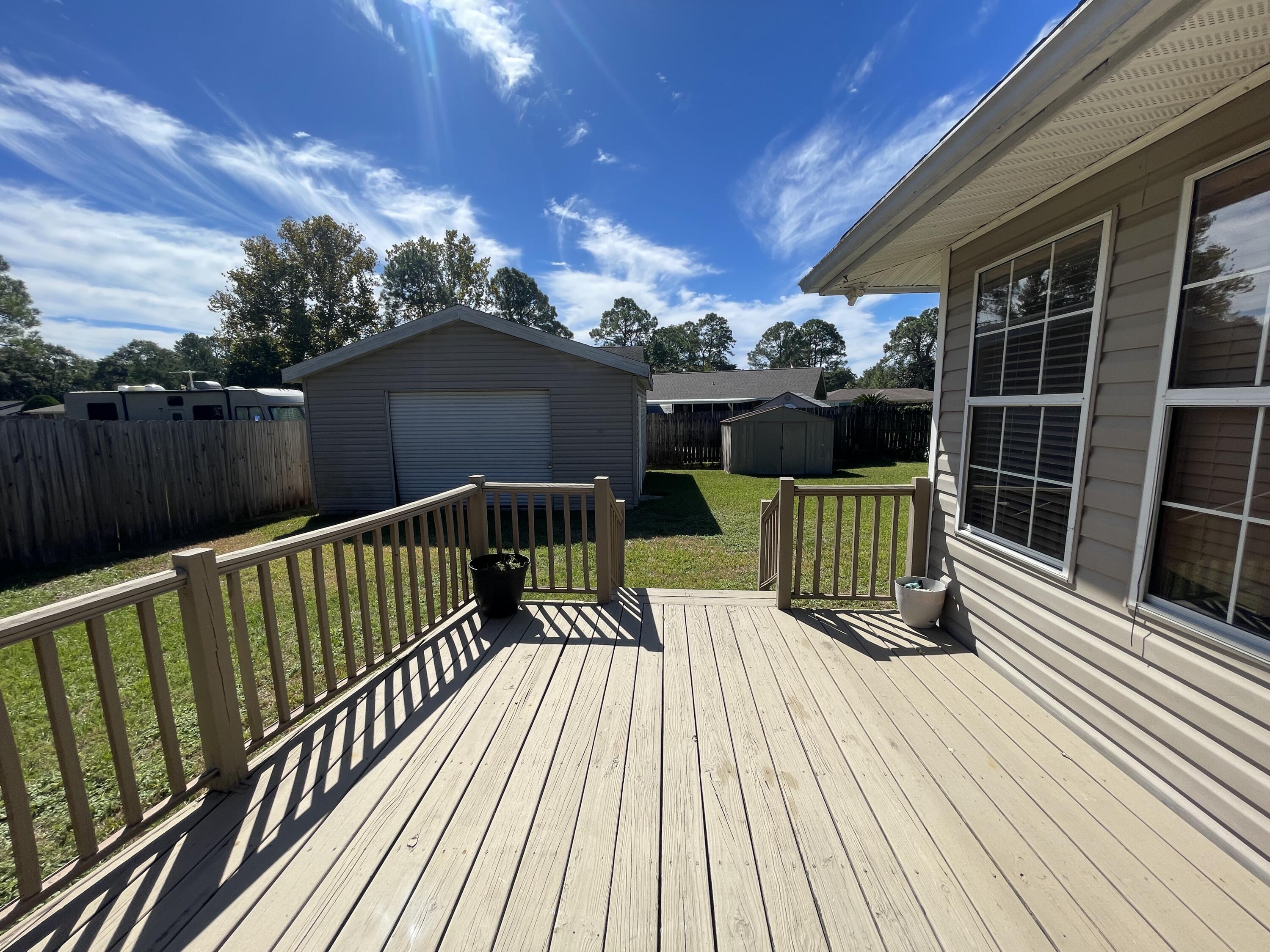 PALM ESTATES UNIT 6 - Residential Lease