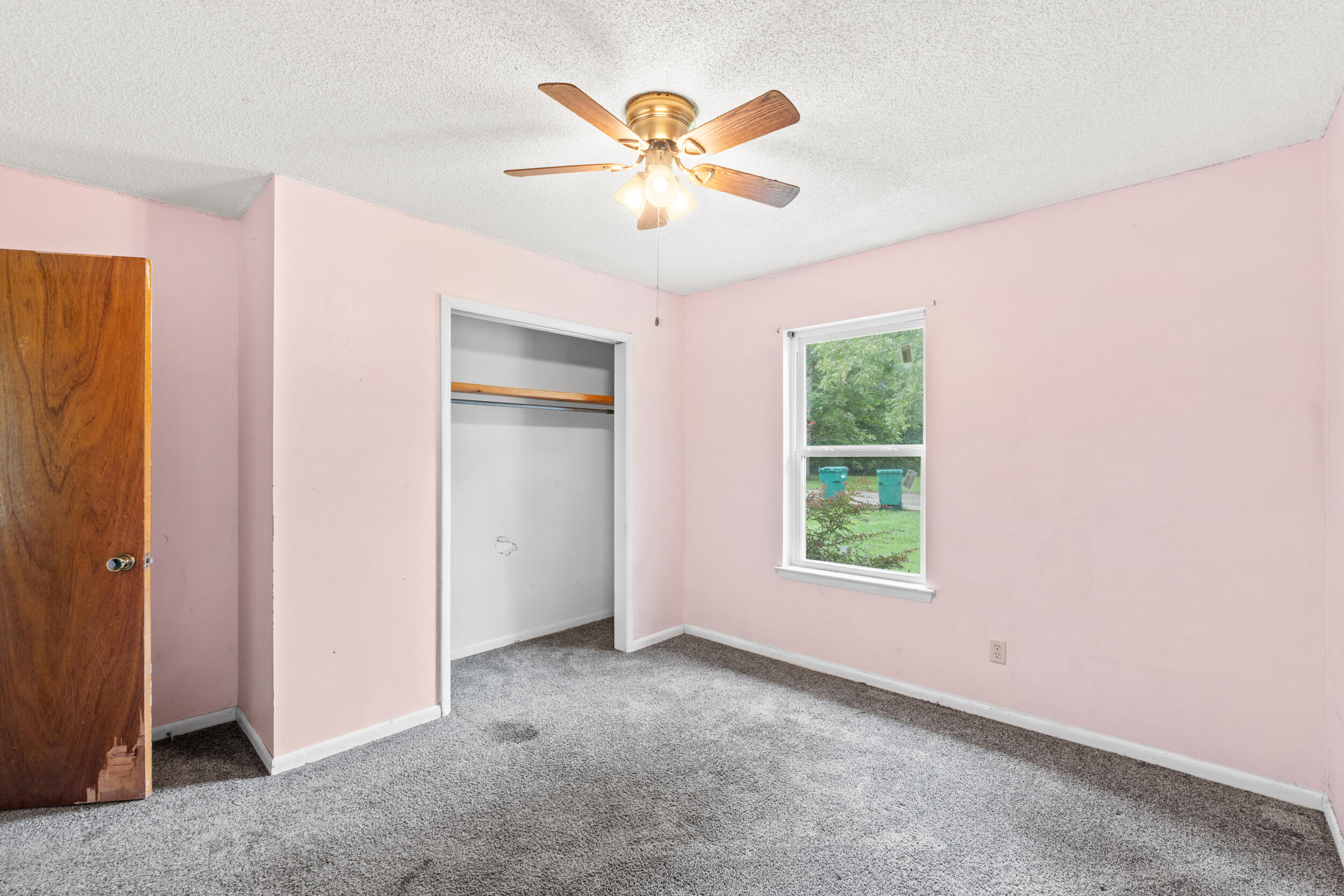 NO RECORDED SUBDIVISION - Residential