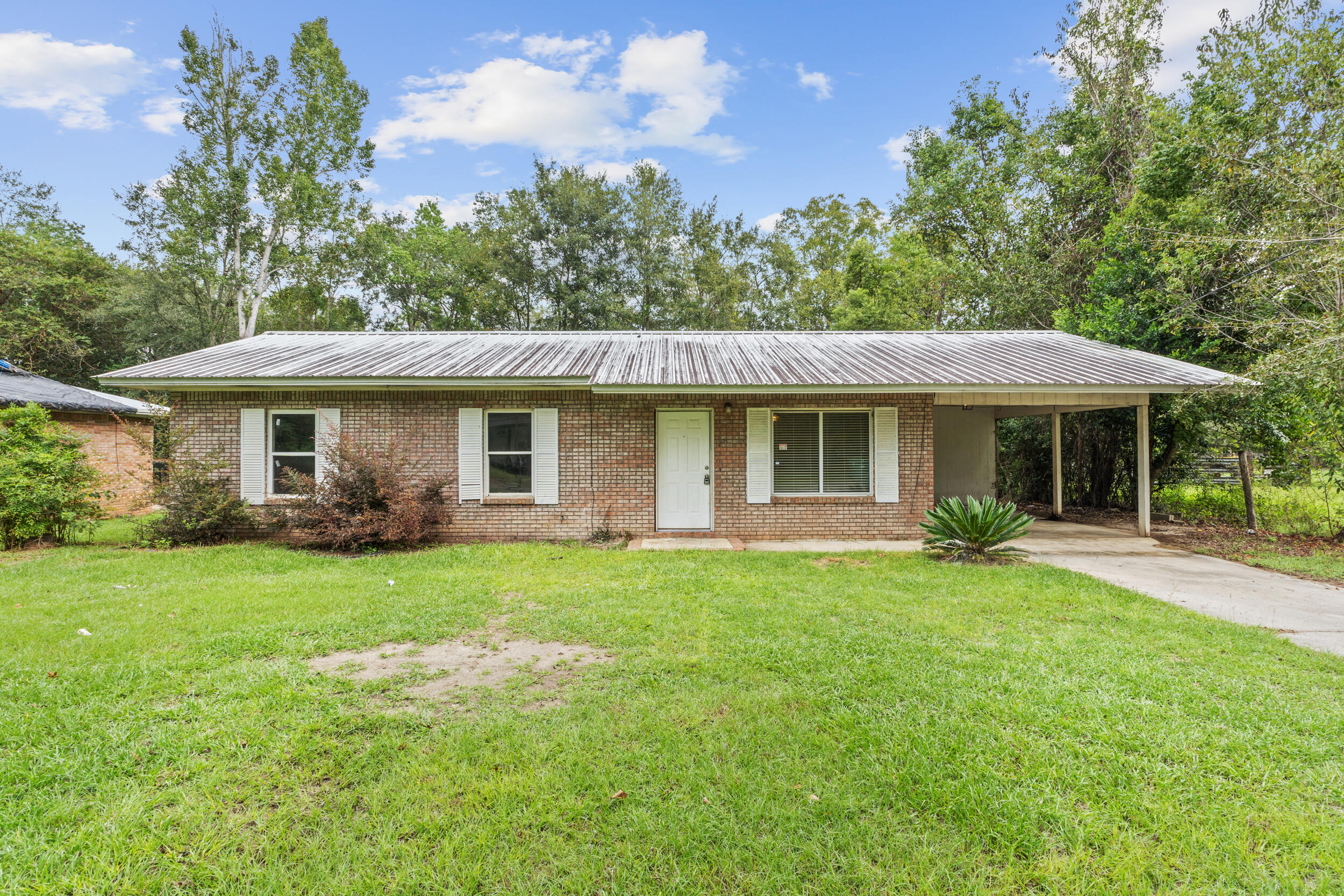 NO RECORDED SUBDIVISION - Residential