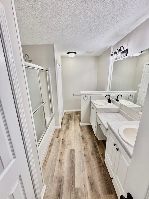 METES & BOUNDS - Residential Lease