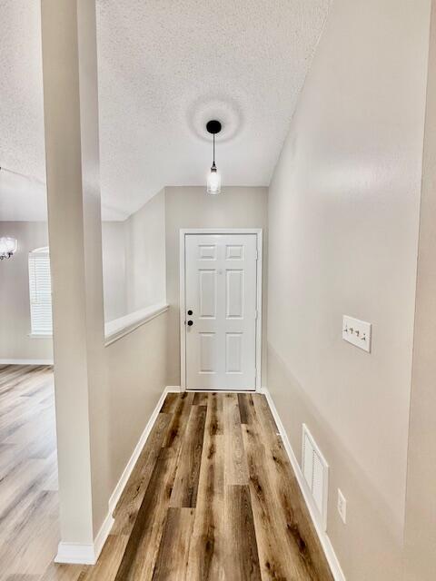 METES & BOUNDS - Residential Lease