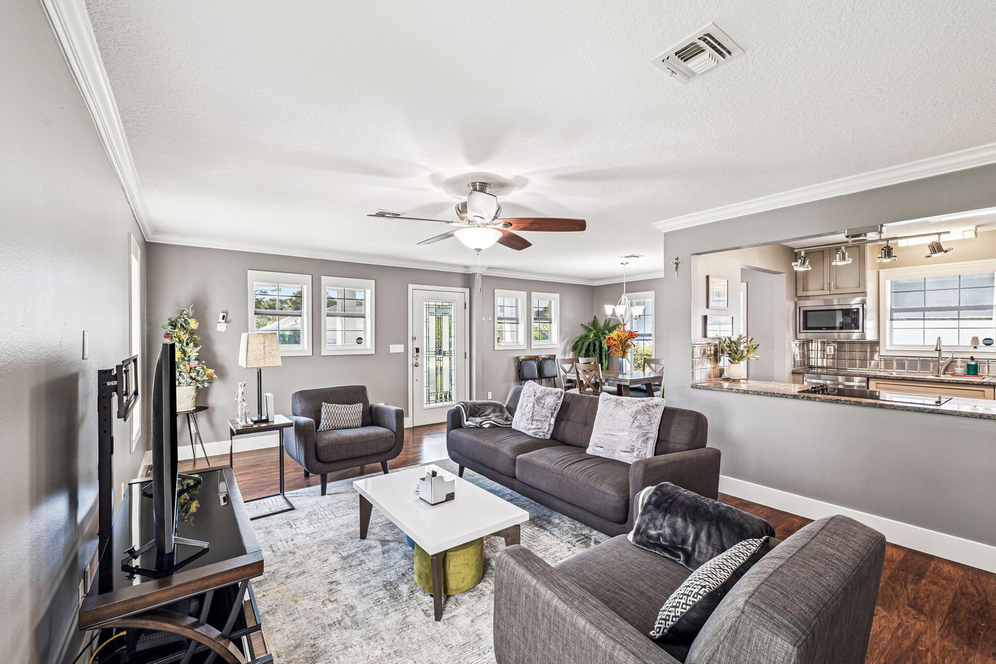 EMERALD LAKES PH 1 - Residential