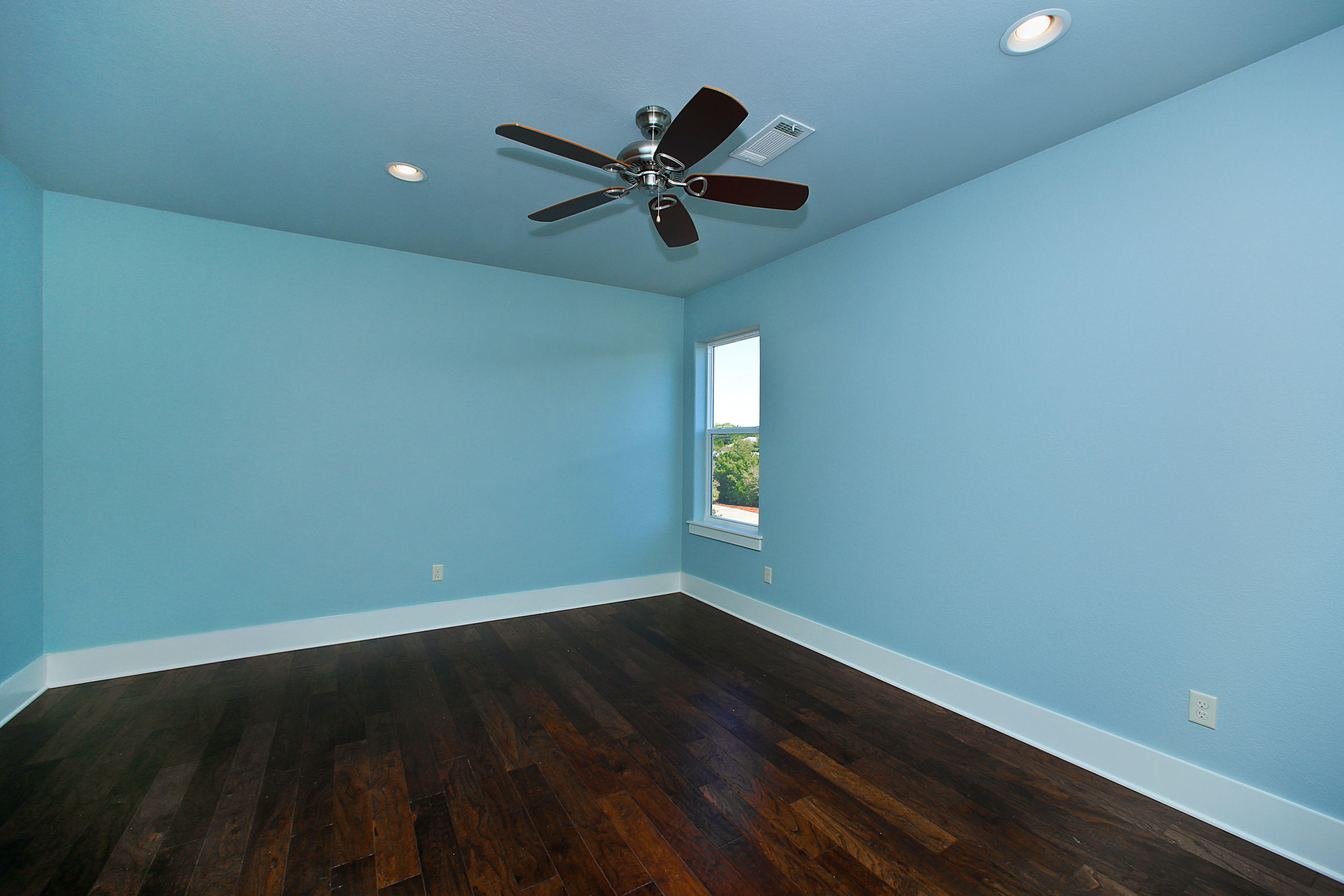 SEABREEZE - Residential