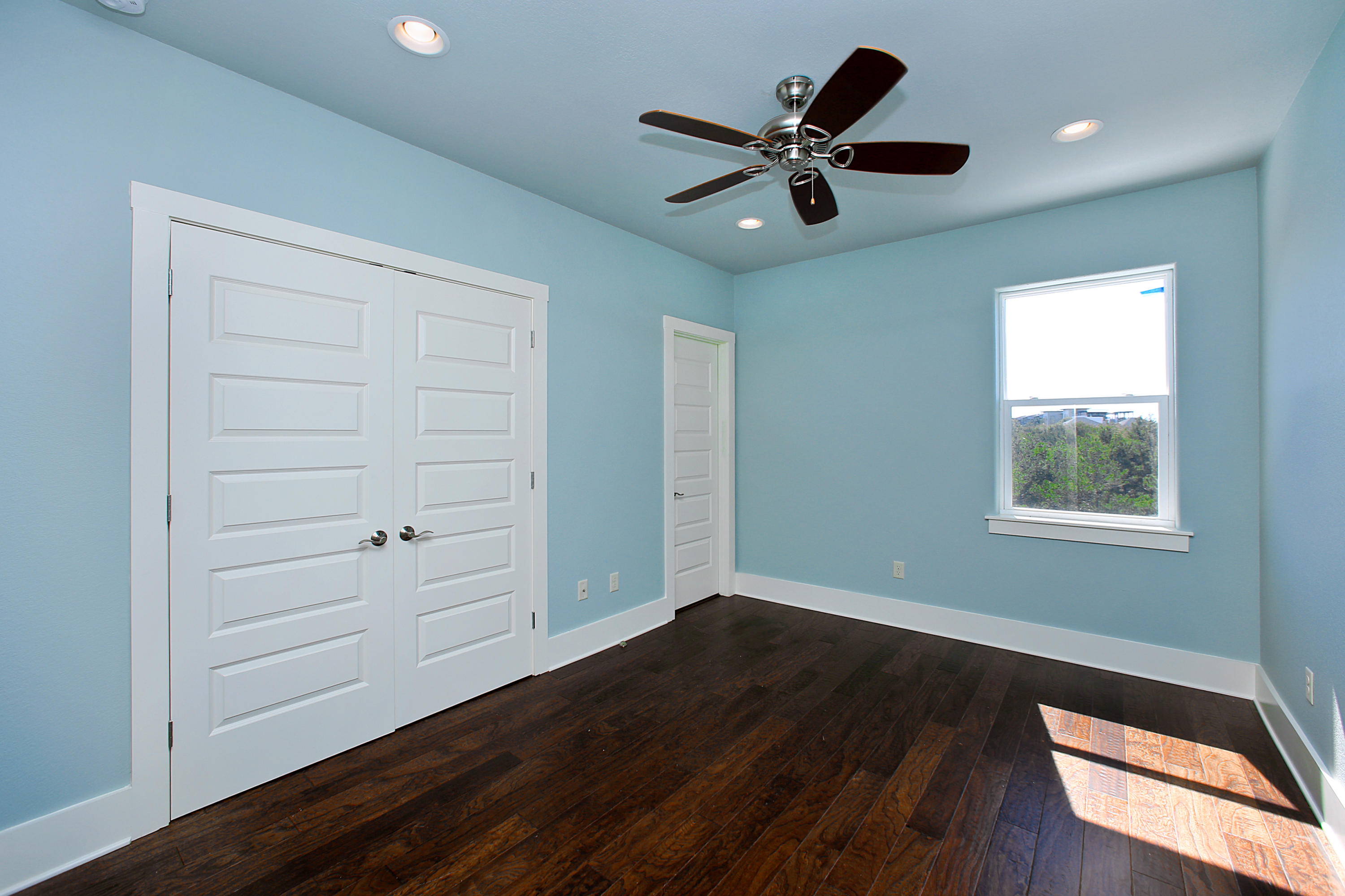 SEABREEZE - Residential