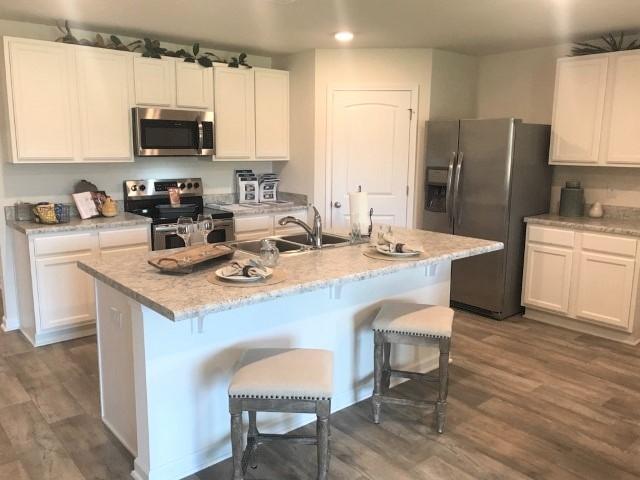 ASHTIN ESTATES - Residential