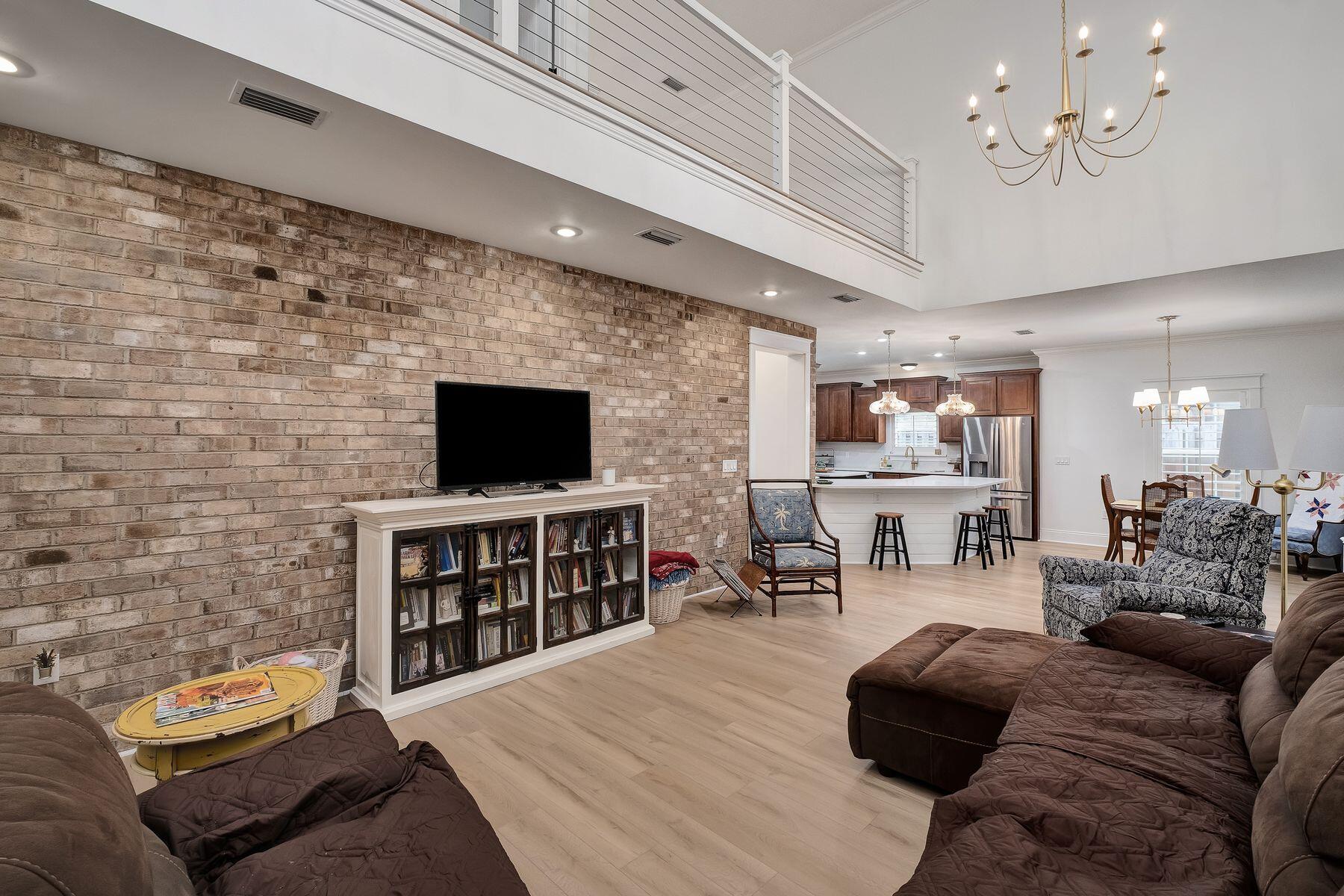 BOTANY BAYOU - Residential