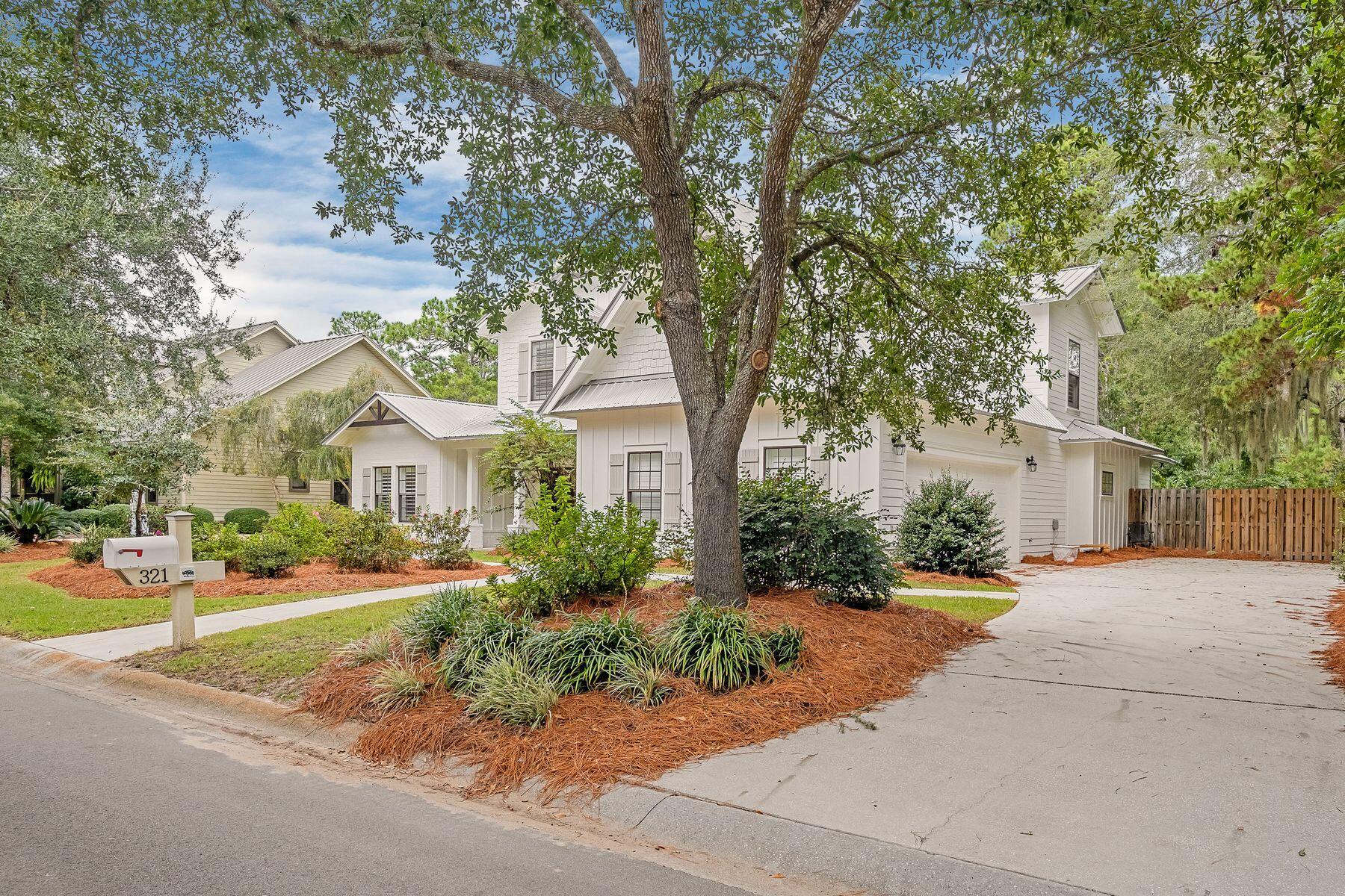 BOTANY BAYOU - Residential