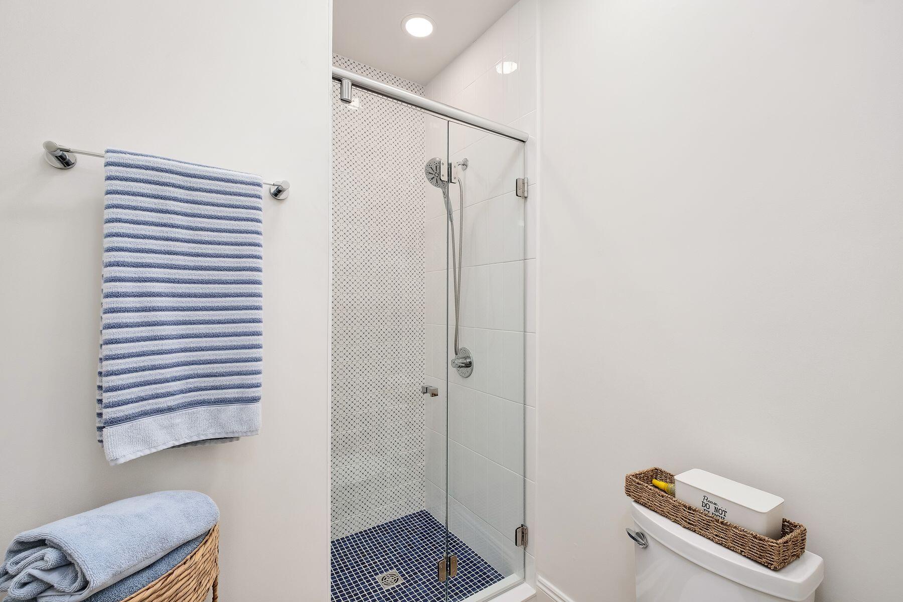 BOTANY BAYOU - Residential