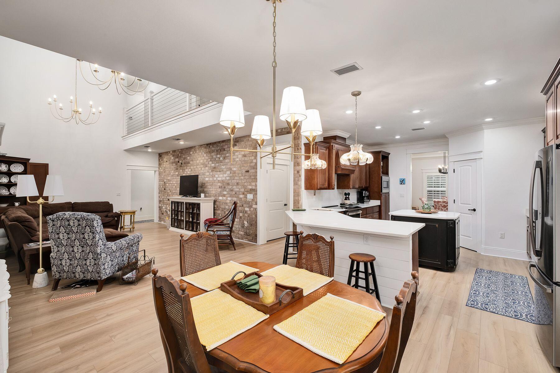 BOTANY BAYOU - Residential