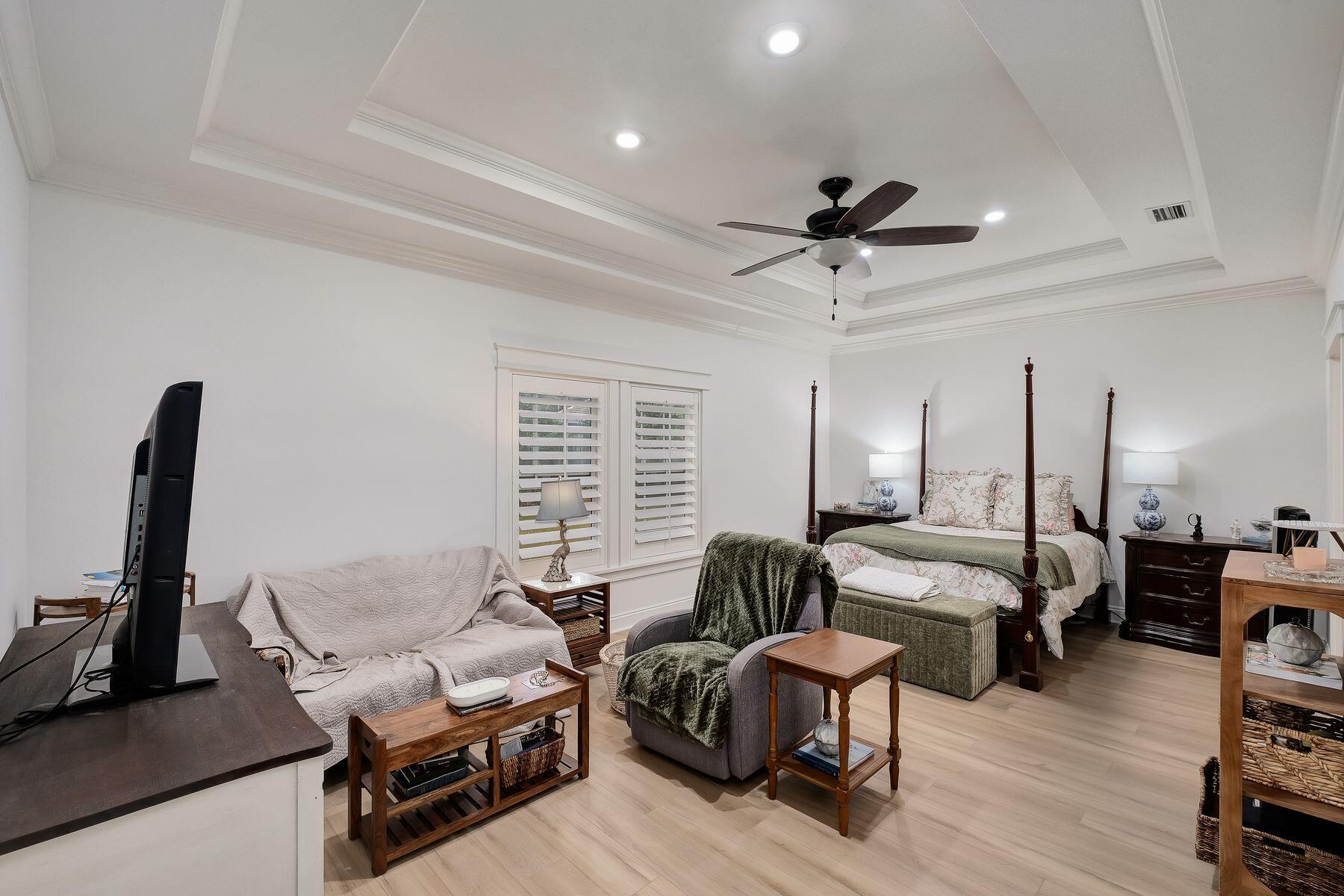 BOTANY BAYOU - Residential