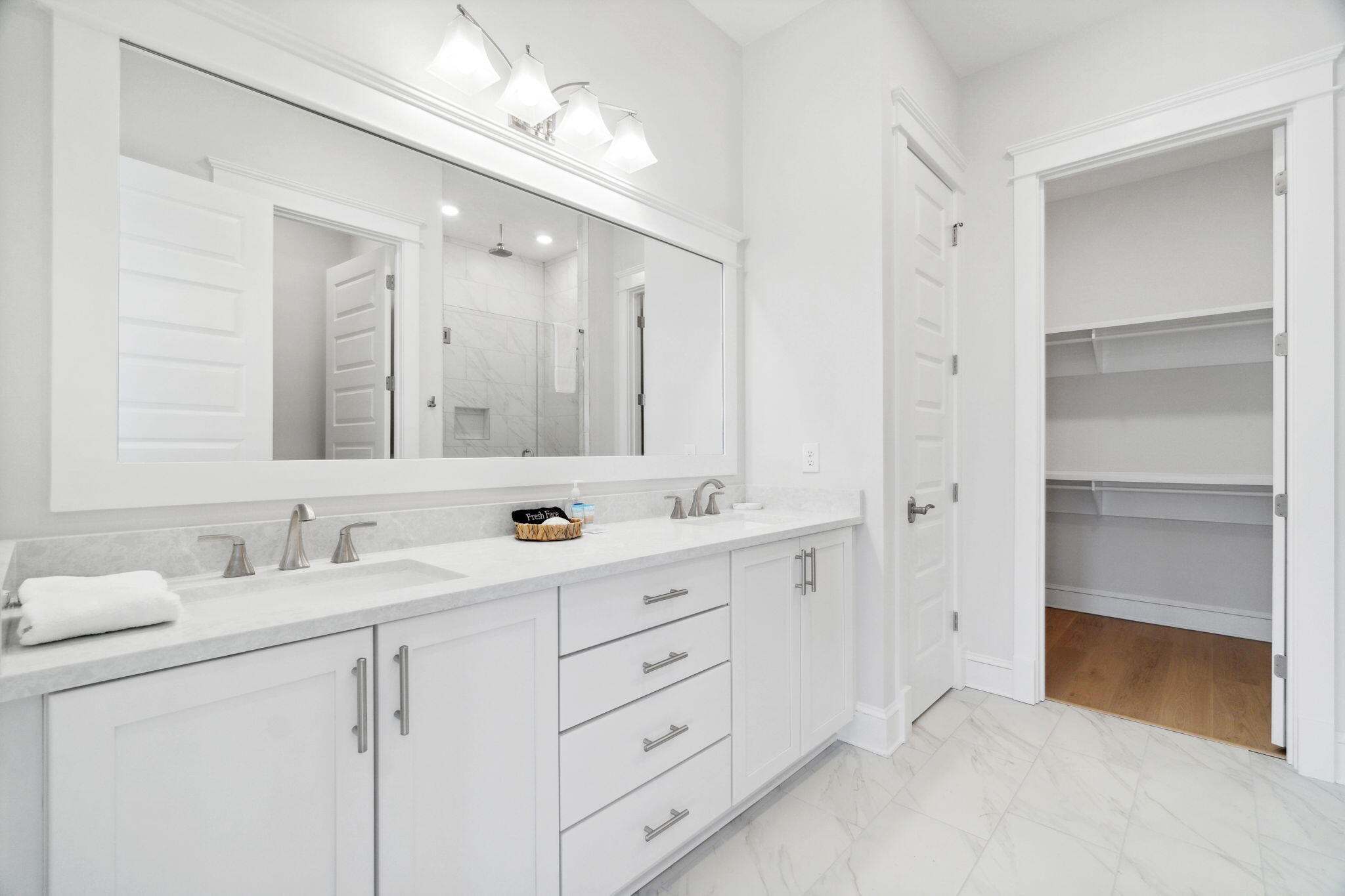 PROMINENCE - Residential