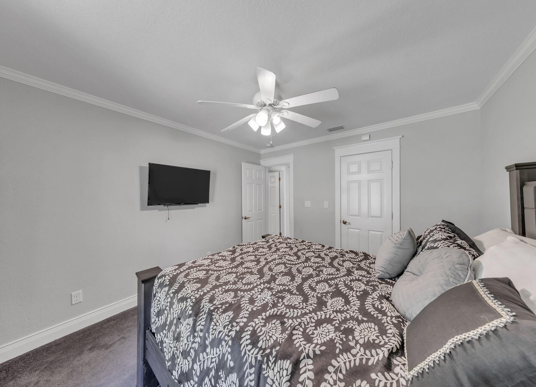 KENNEDY LAKES 1ST ADDN - Residential Lease