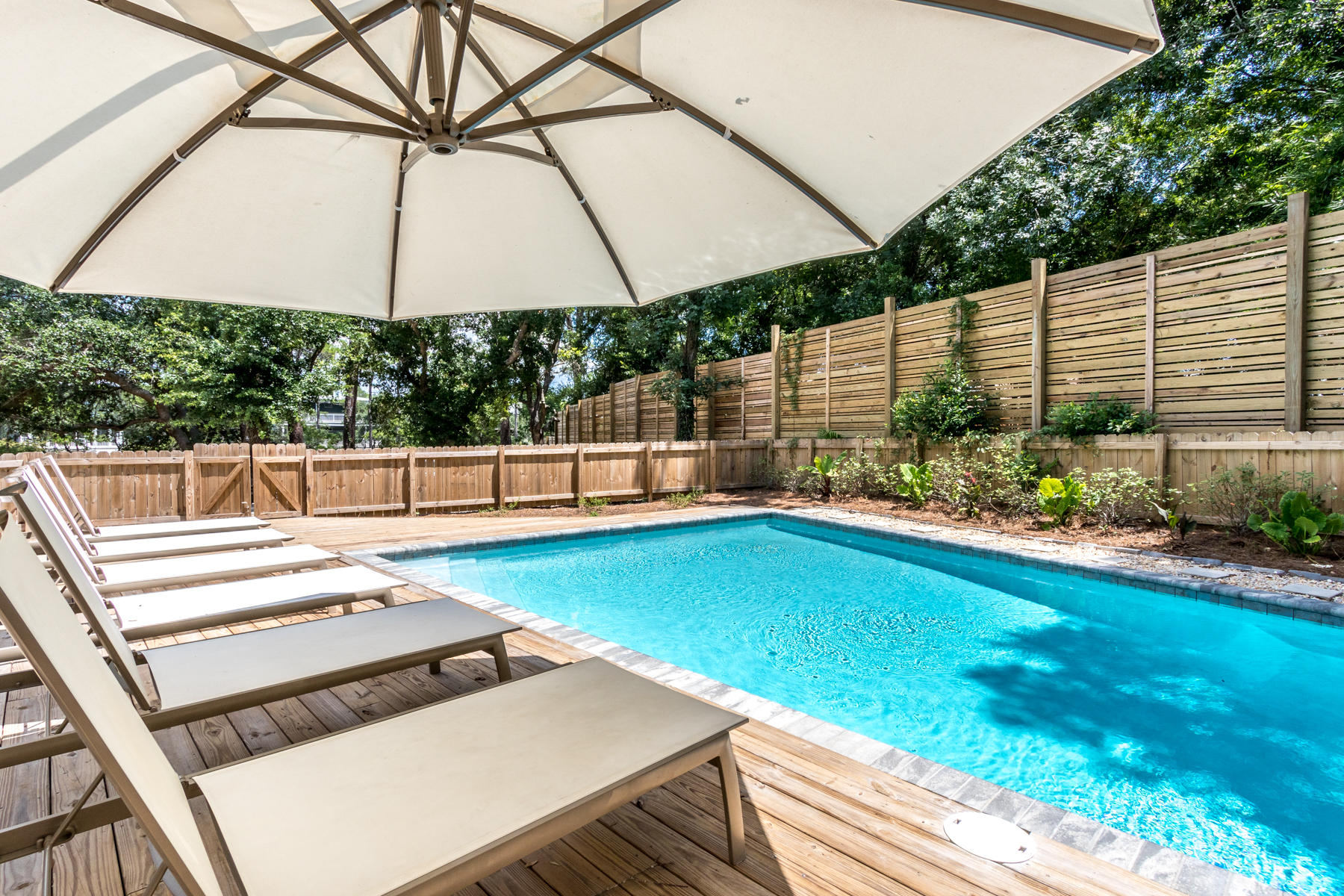 GRAYTON BEACH - Residential