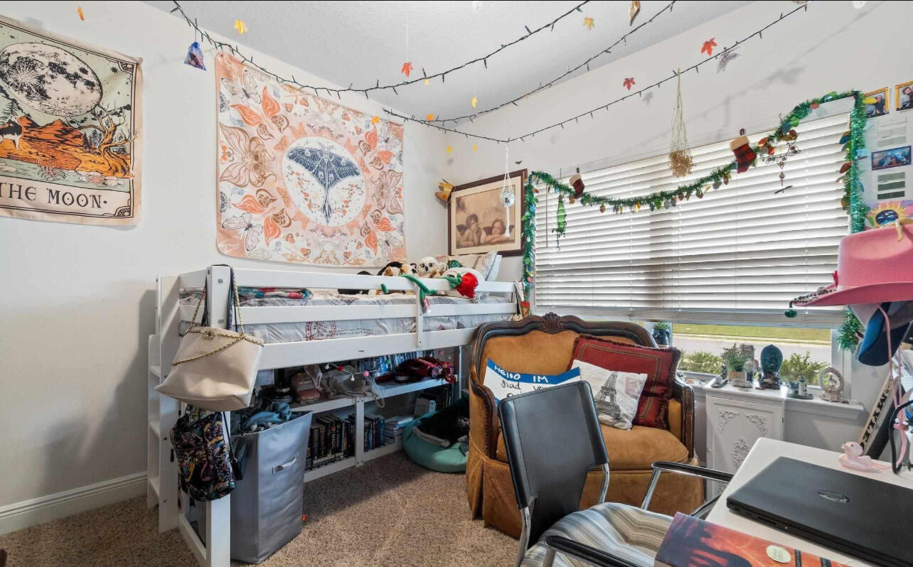 Hawks Landing - Residential