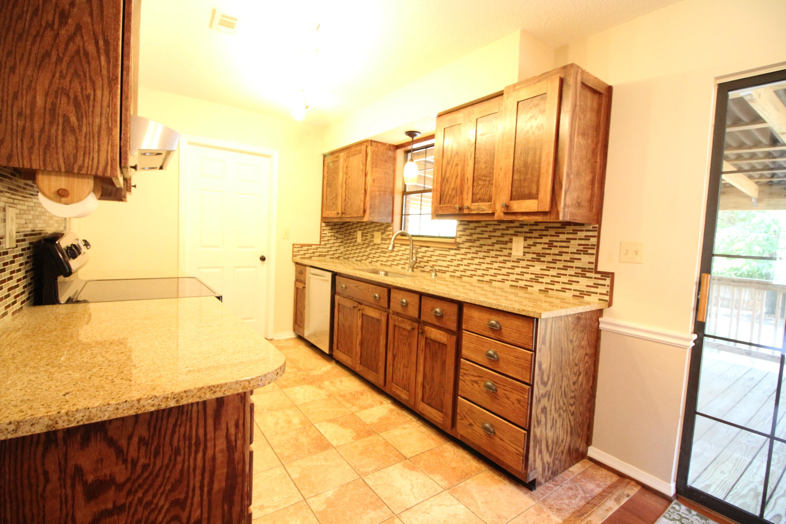 COUNTRYVIEW EST - Residential