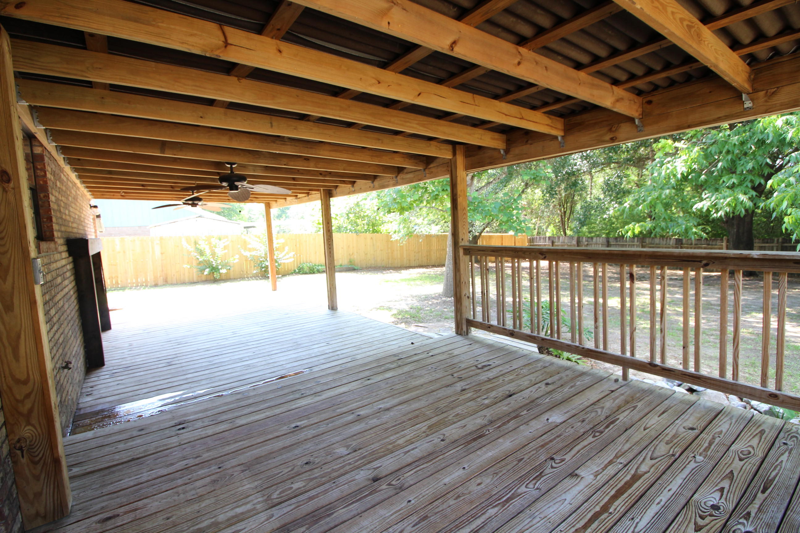 COUNTRYVIEW EST - Residential