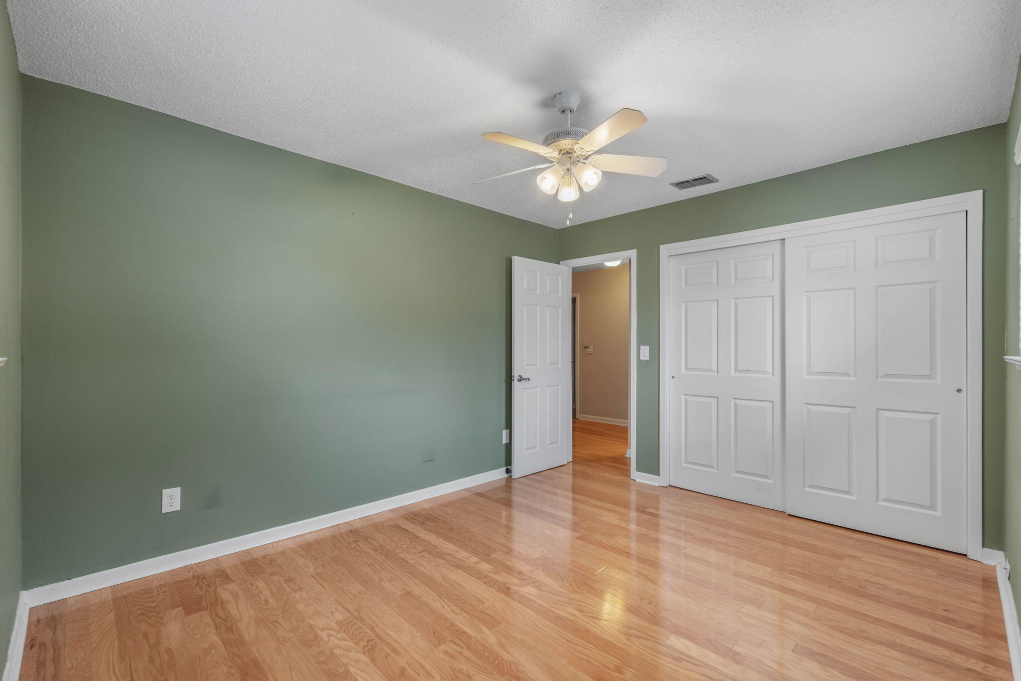 VICTORIA GARDENS RE S/D - Residential