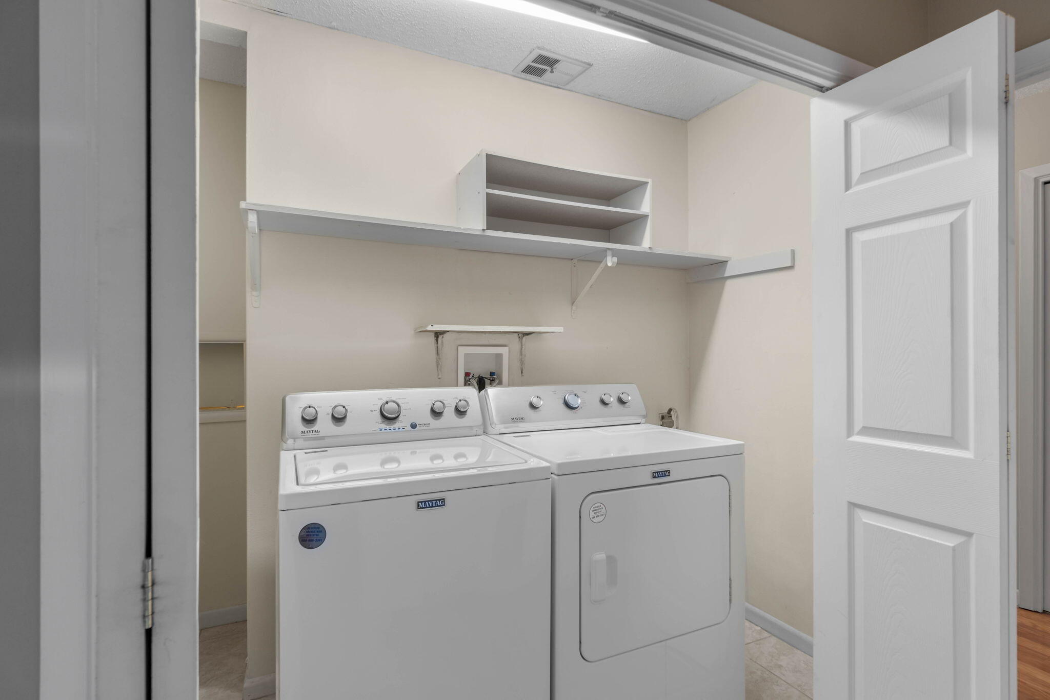 VICTORIA GARDENS RE S/D - Residential