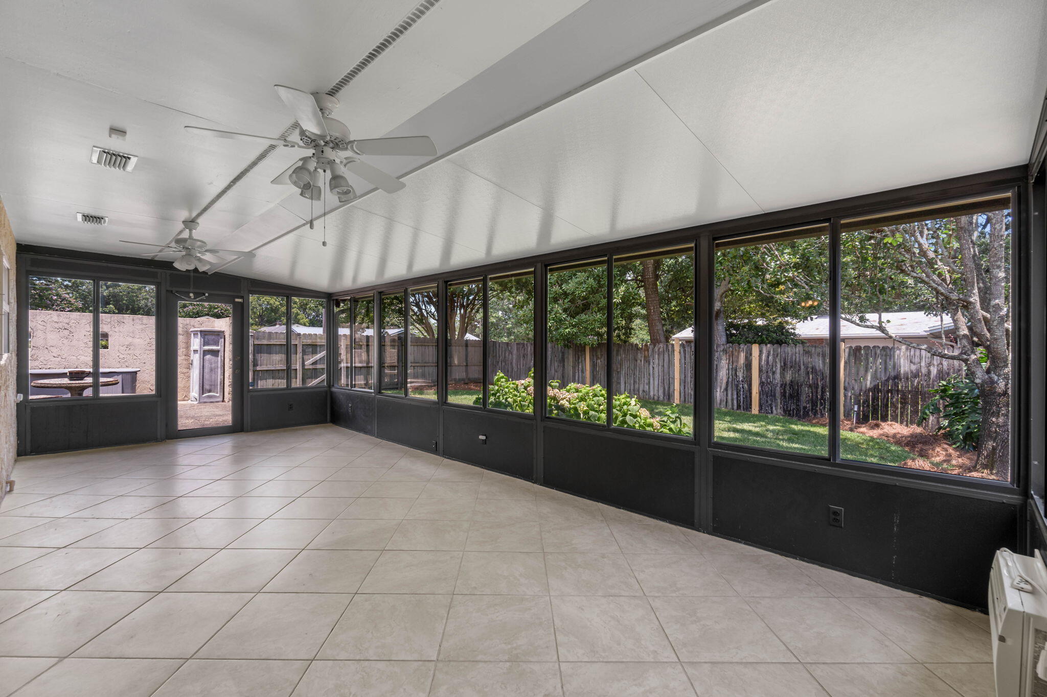 VICTORIA GARDENS RE S/D - Residential