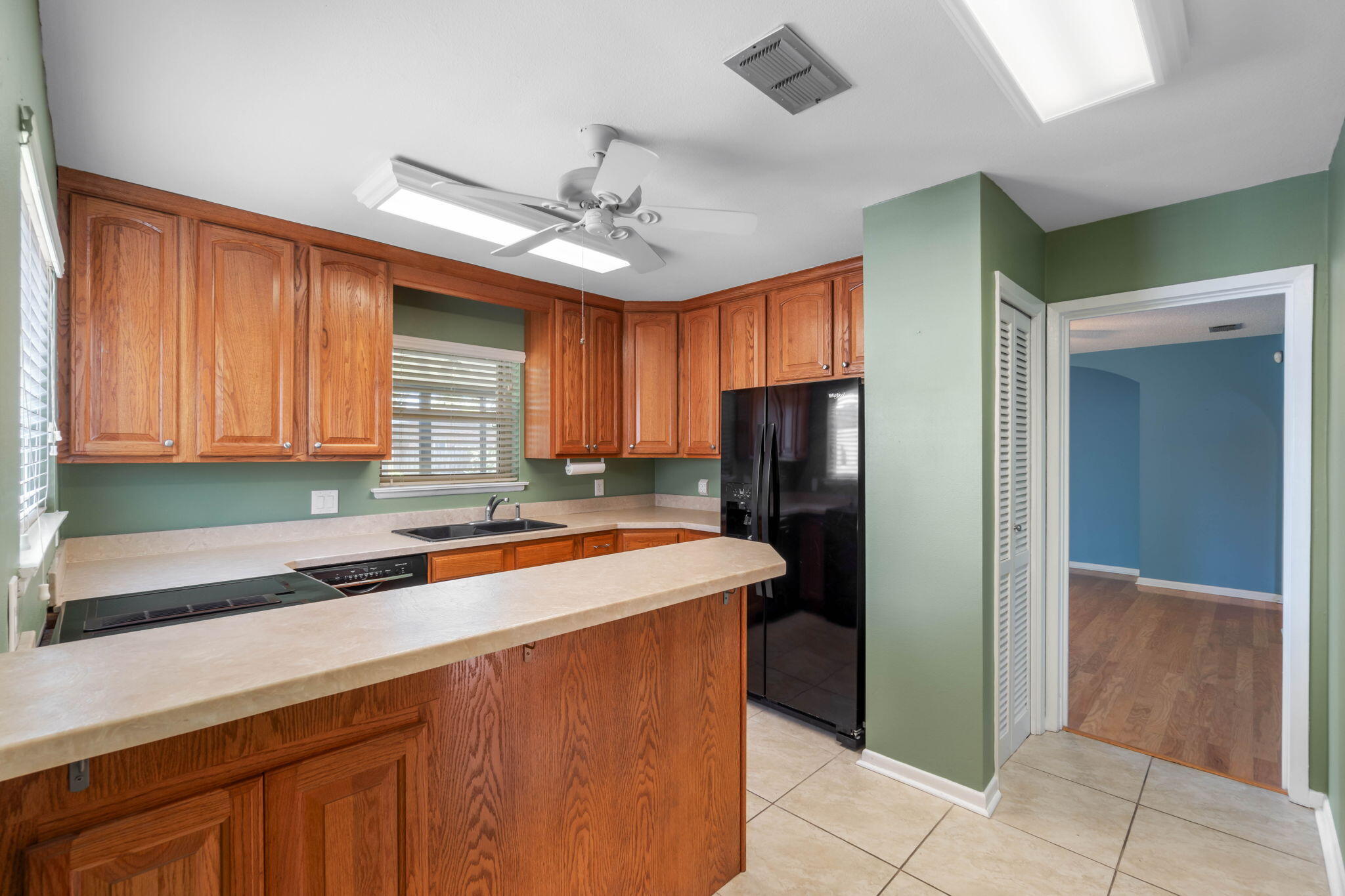 VICTORIA GARDENS RE S/D - Residential