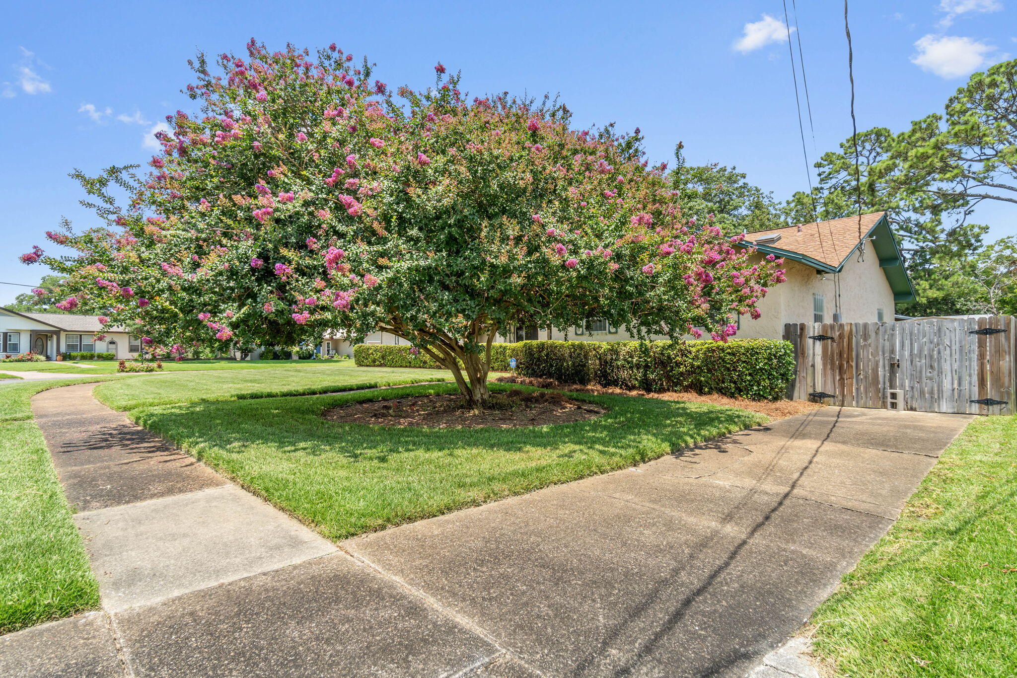 VICTORIA GARDENS RE S/D - Residential