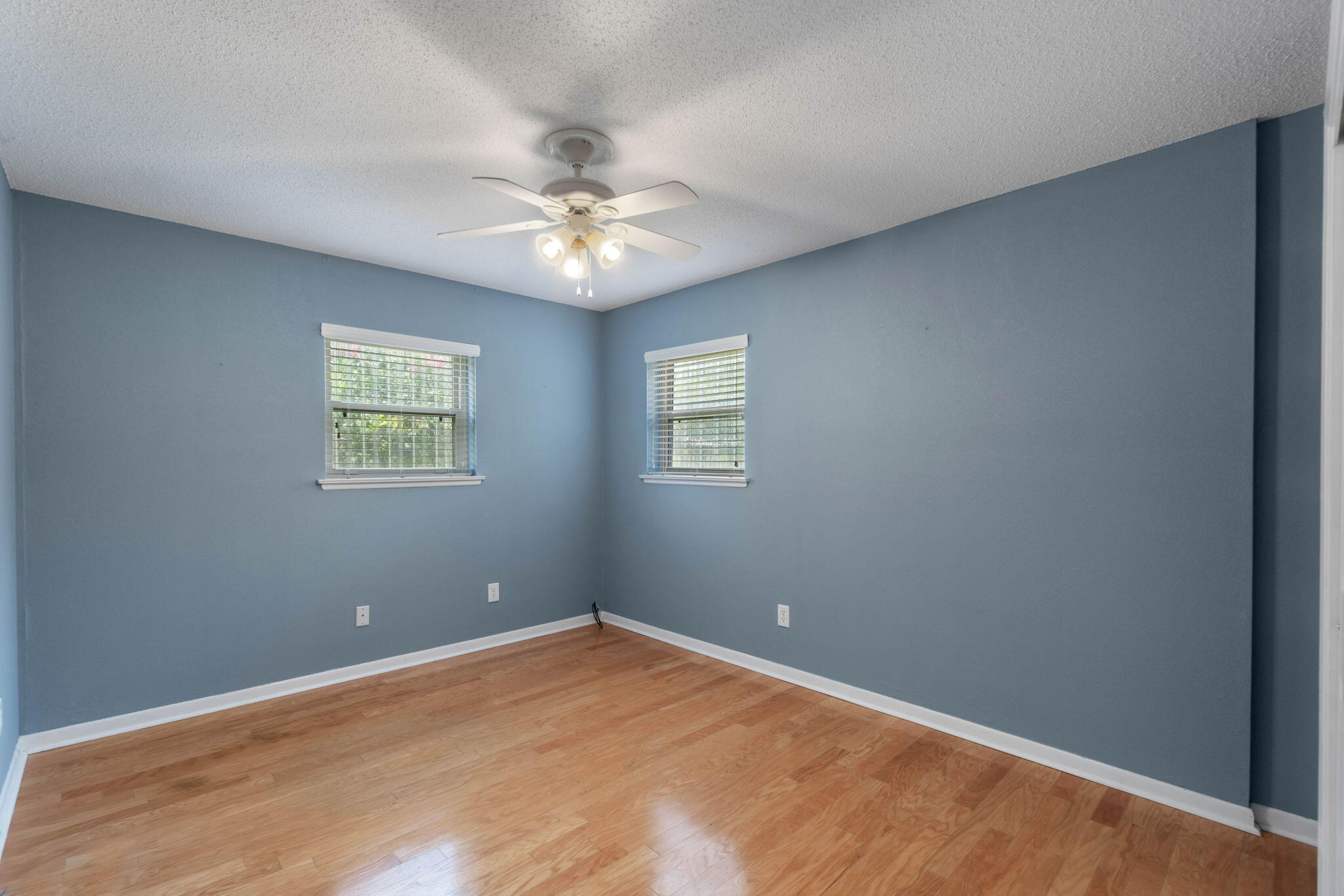 VICTORIA GARDENS RE S/D - Residential