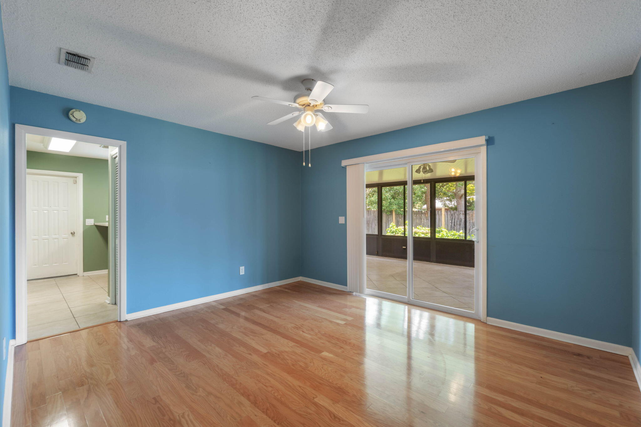 VICTORIA GARDENS RE S/D - Residential