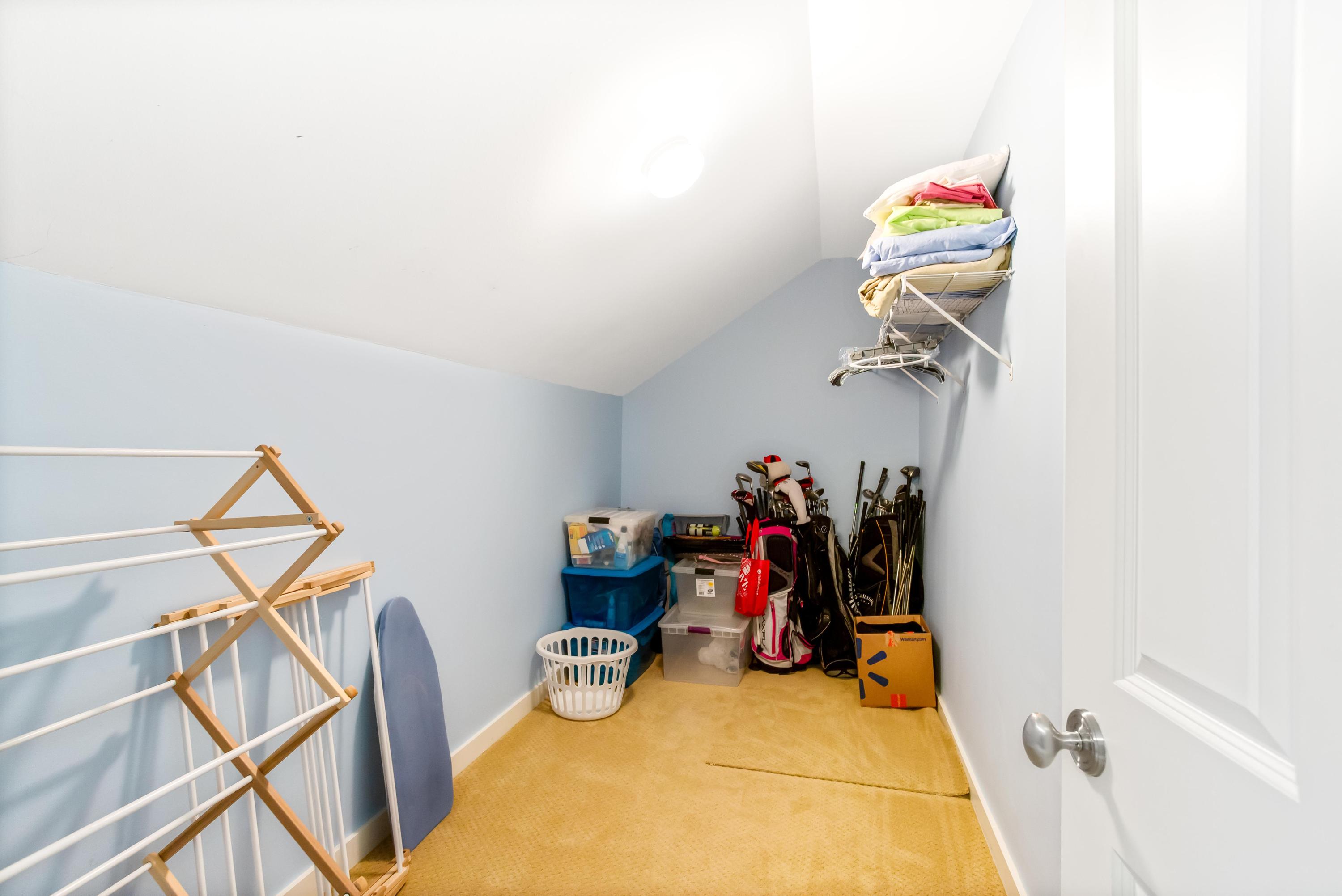 LAUREL GROVE - Residential