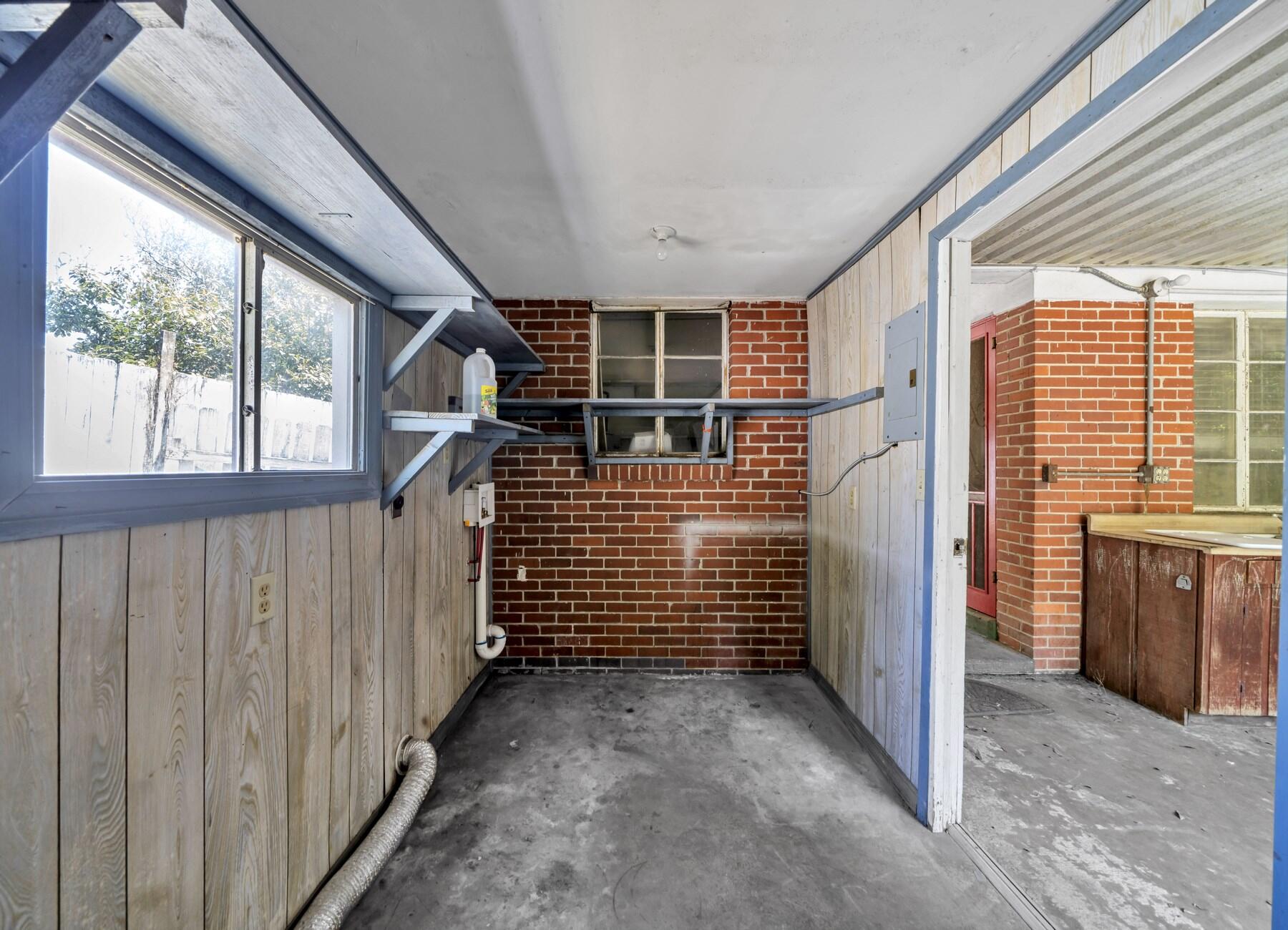 NORTH HILL - Residential