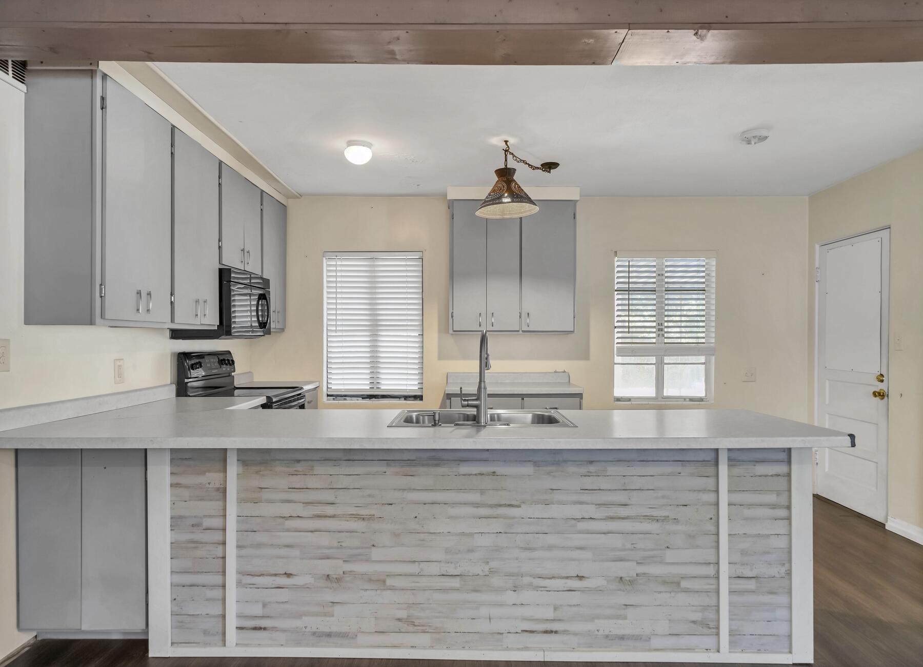 NORTH HILL - Residential