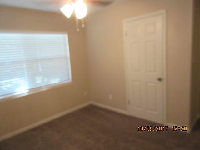 Oak Tree Park - Residential Lease