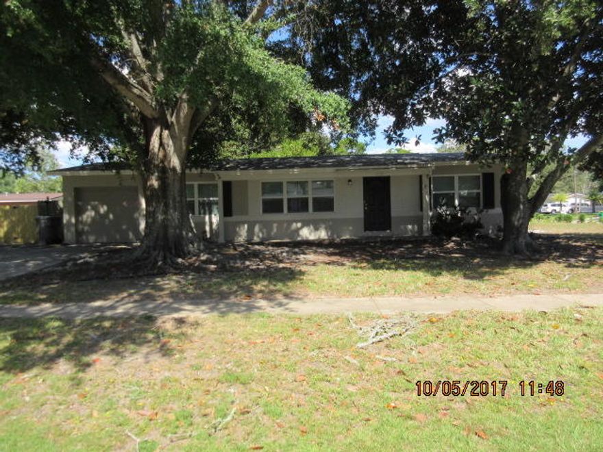 Newly remodeled home within a short distance to Hurlburt Field, shopping, schools and beaches. Newer kitchen cabinets, paint, stainless steel appliances, granite cabinets, tile backsplash. Tile and carpeting throughout. One car garage, large backyard. Home has living room/dining room combination and family room for living spaces. No smokers. No pets.