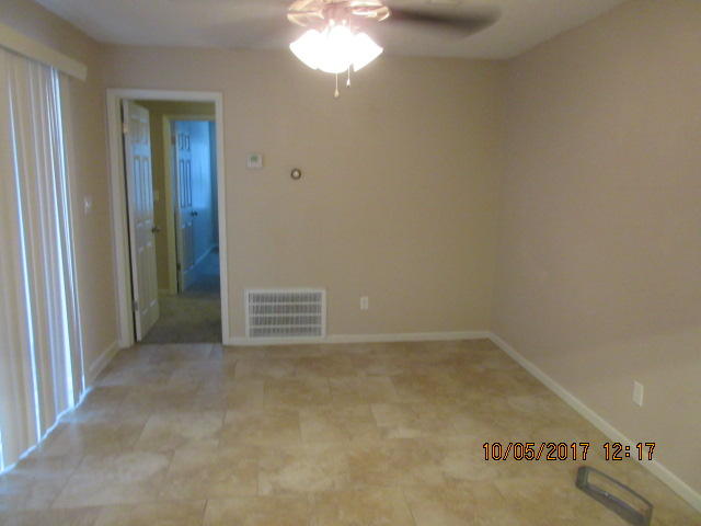 Oak Tree Park - Residential Lease