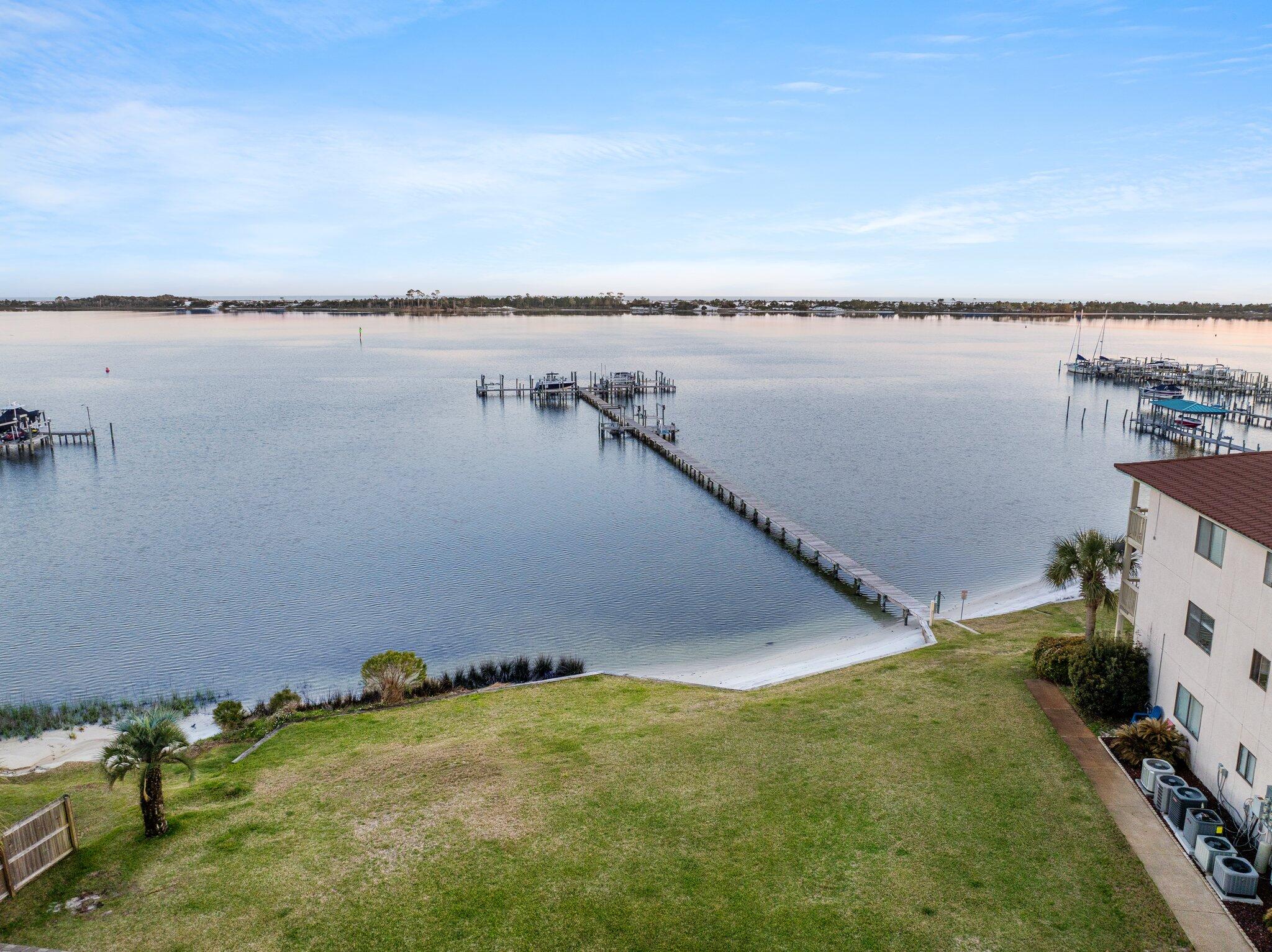 CHANNEL MARKER II - Residential Lease