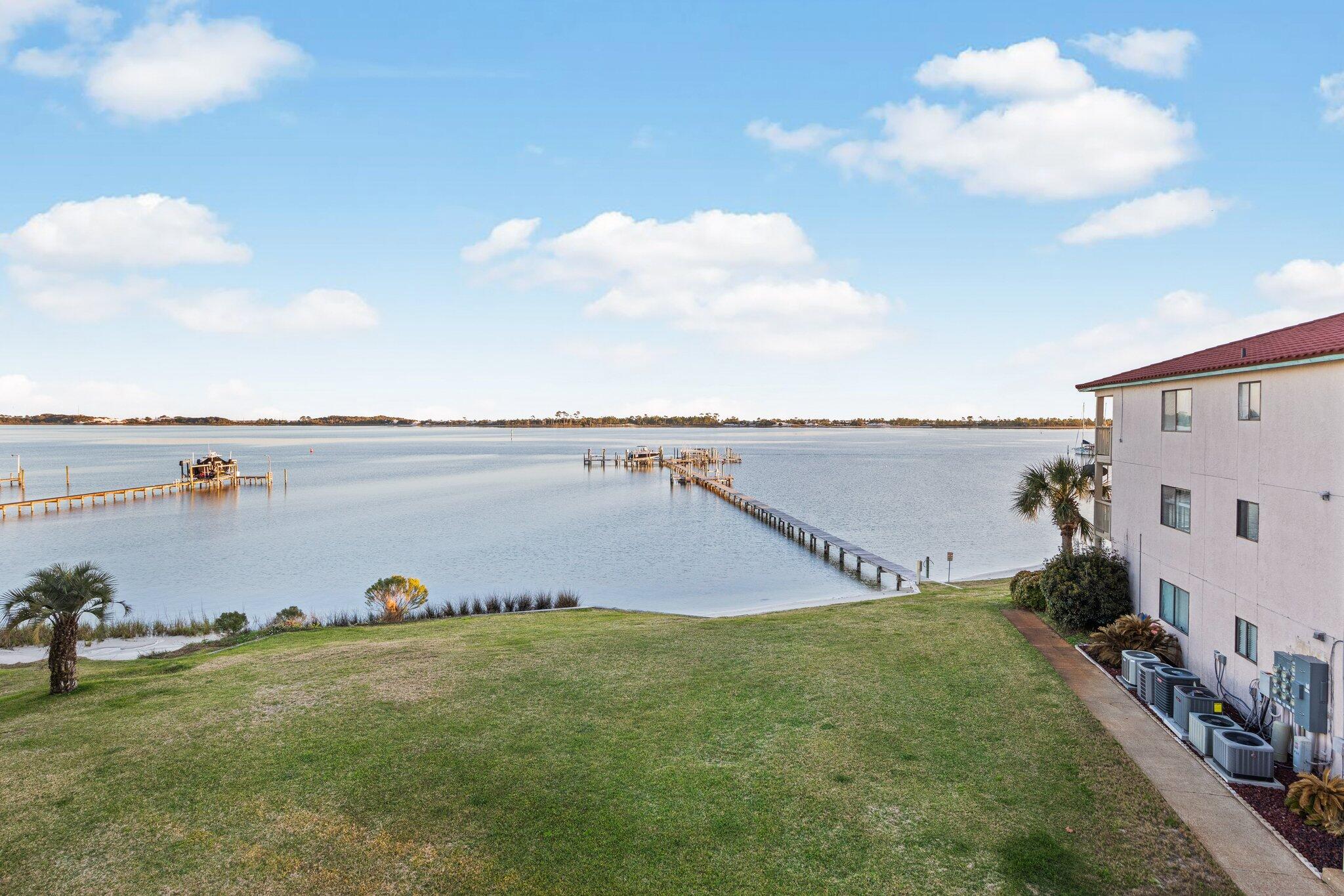 CHANNEL MARKER II - Residential Lease