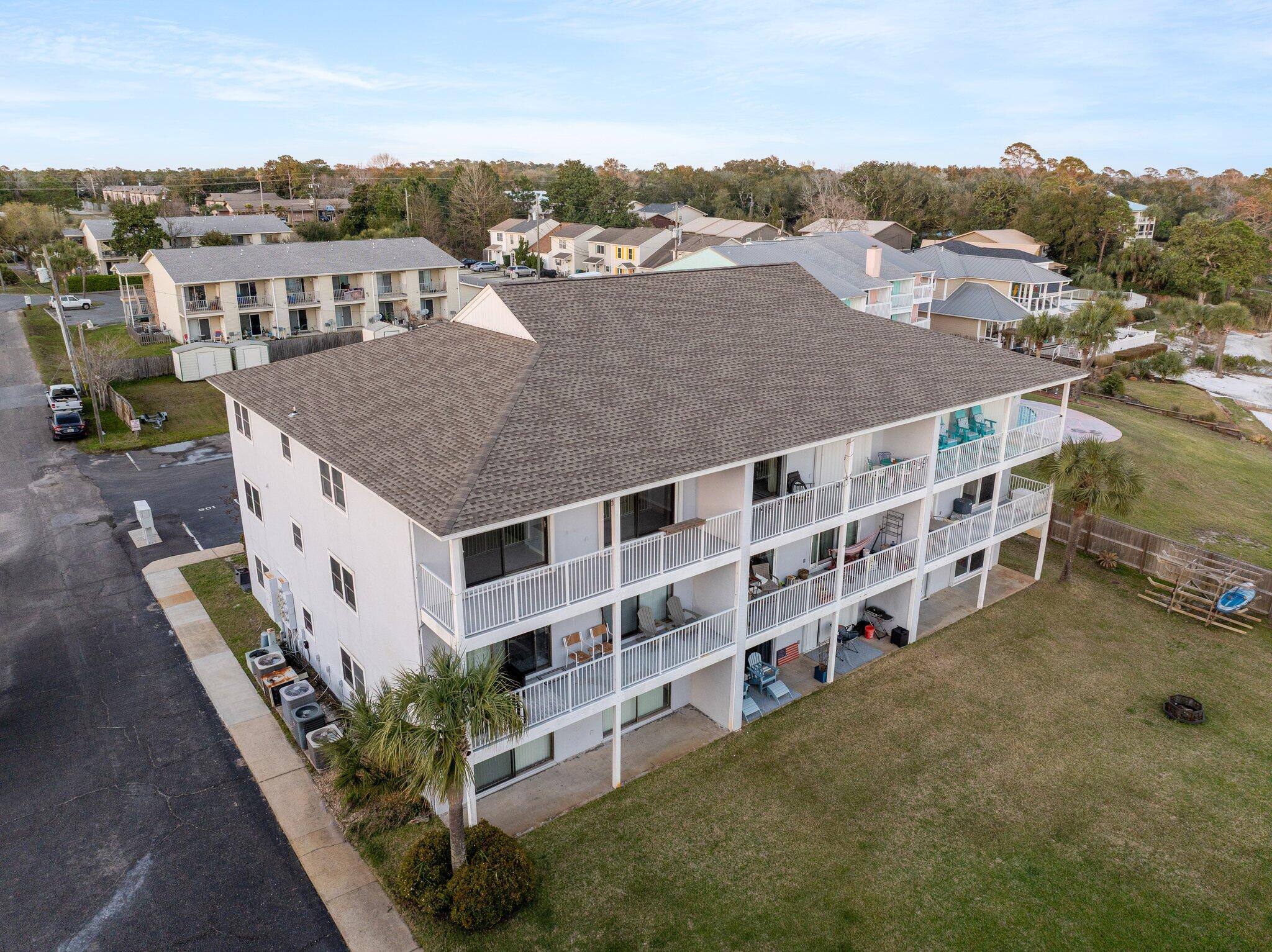 CHANNEL MARKER II - Residential Lease
