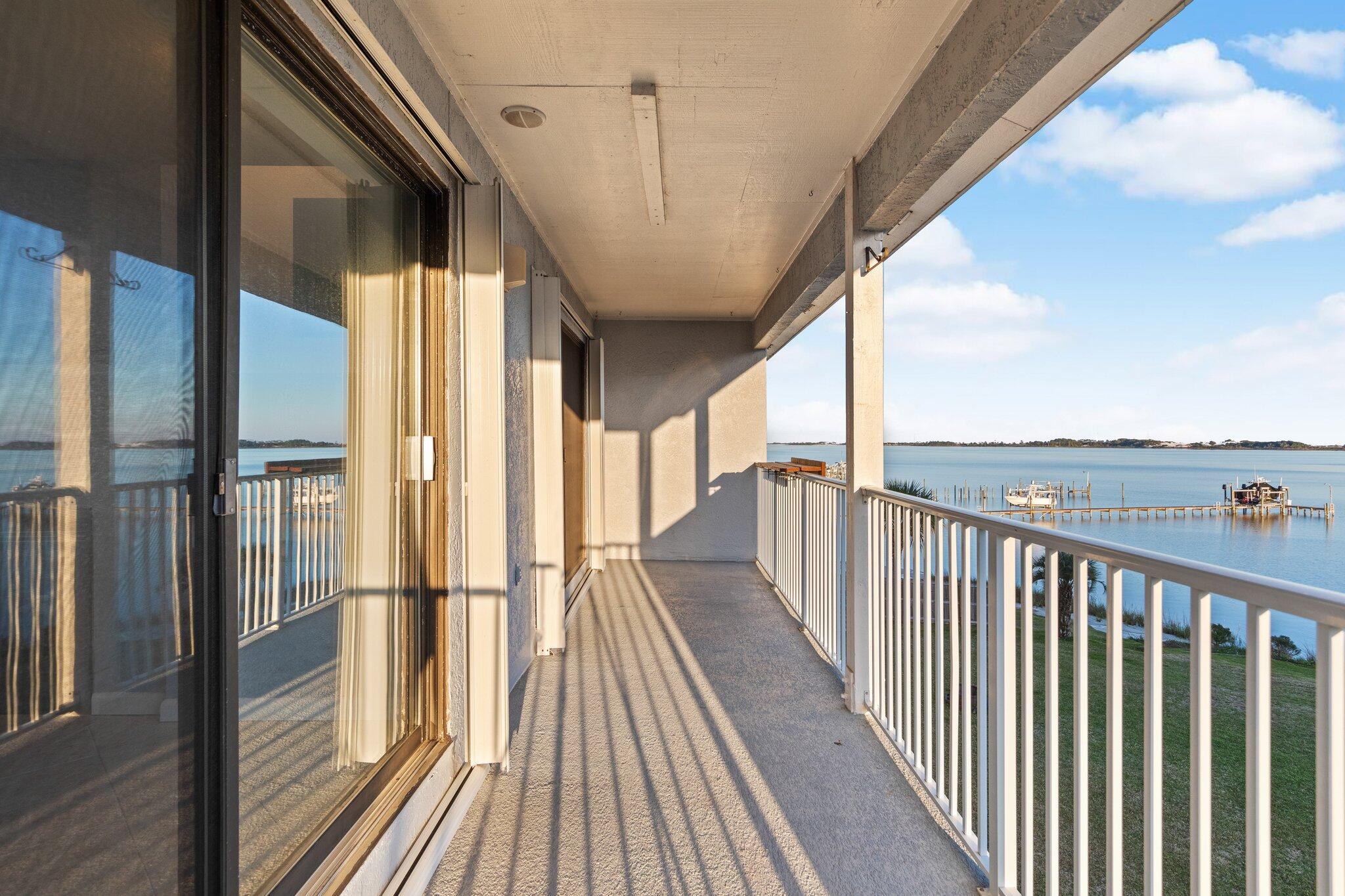 CHANNEL MARKER II - Residential Lease