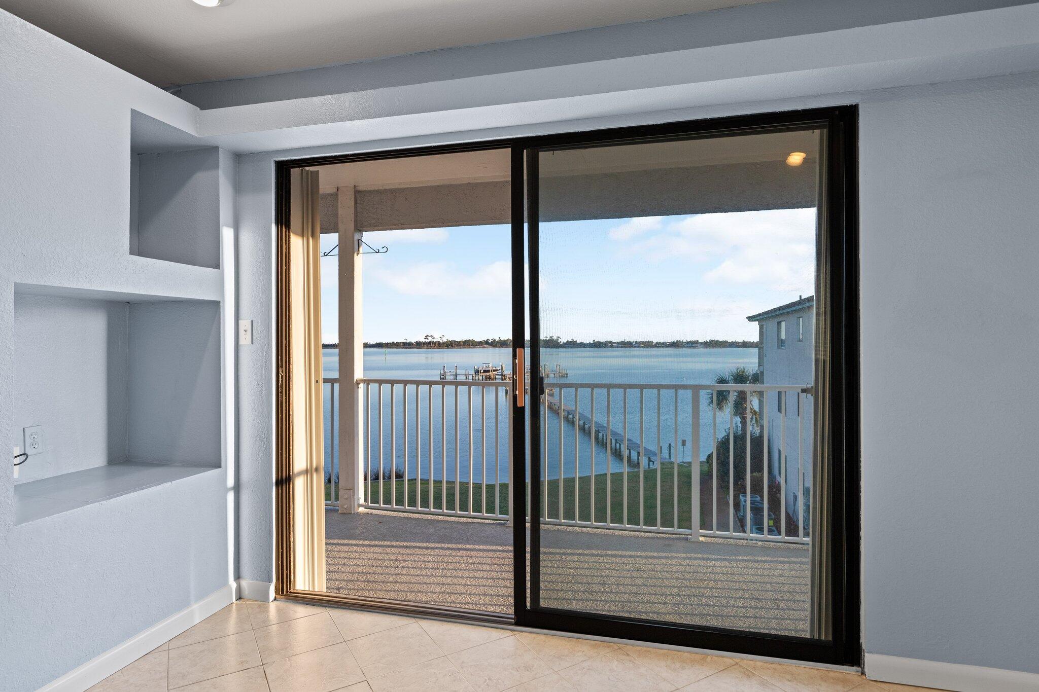 CHANNEL MARKER II - Residential Lease