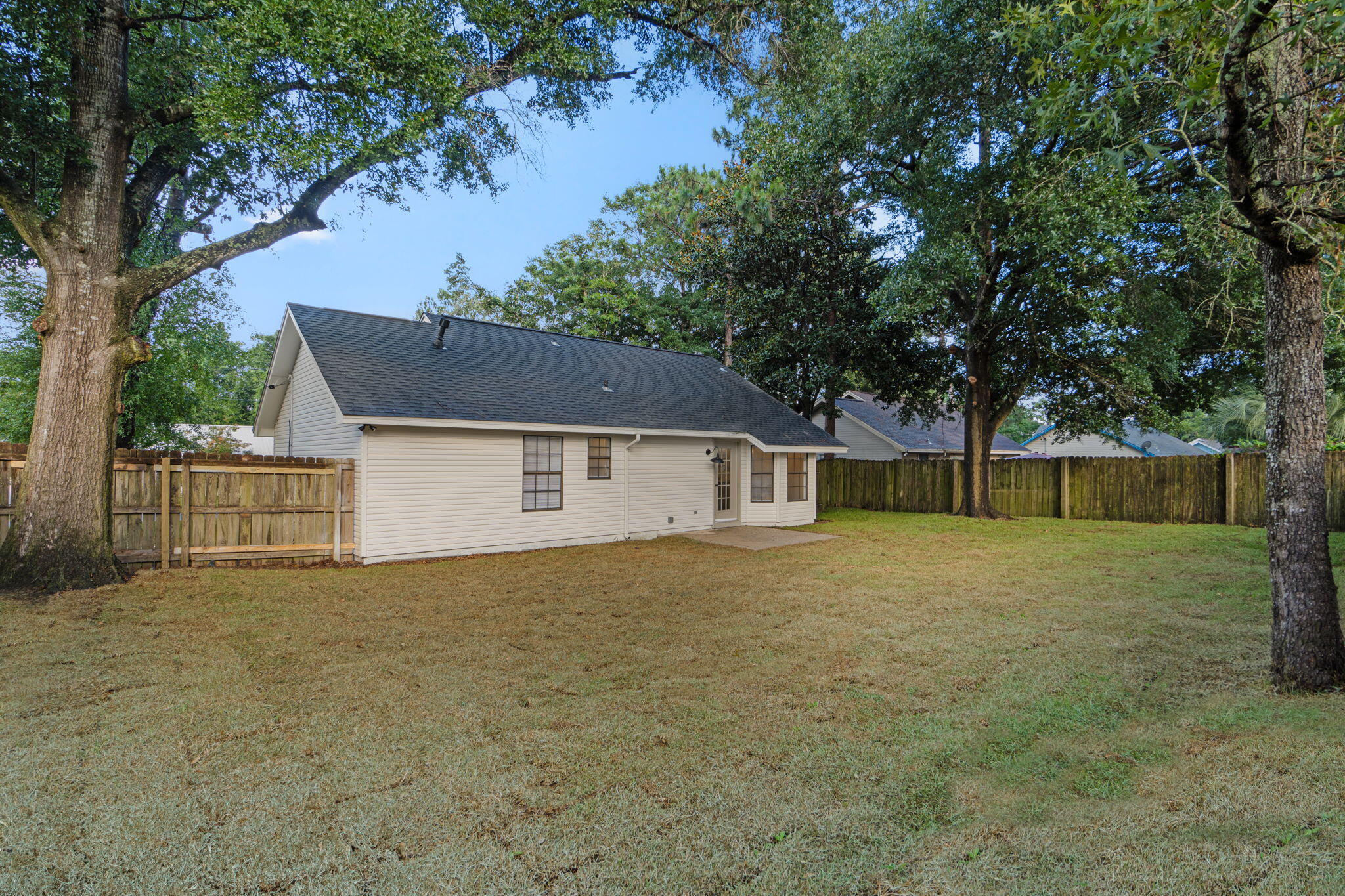 SHOAL TERRACE ESTATES - Residential