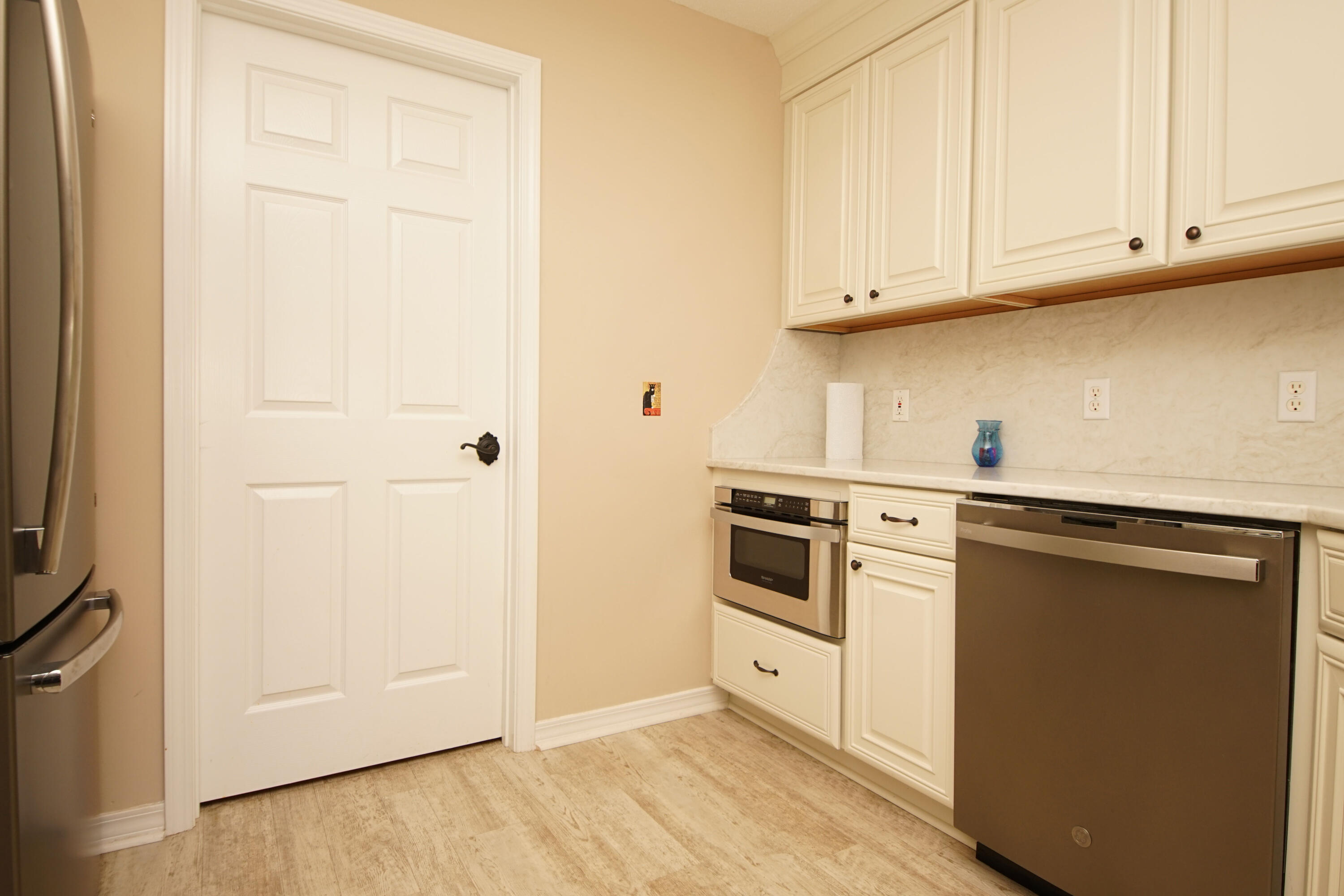 SHALIMAR COTTAGES - Residential