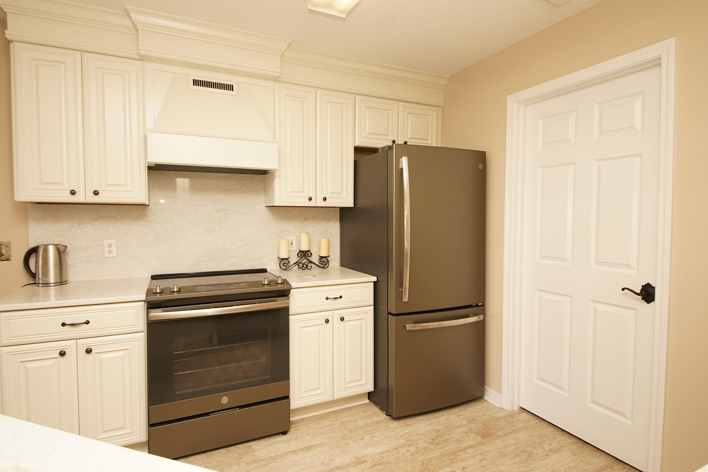 SHALIMAR COTTAGES - Residential