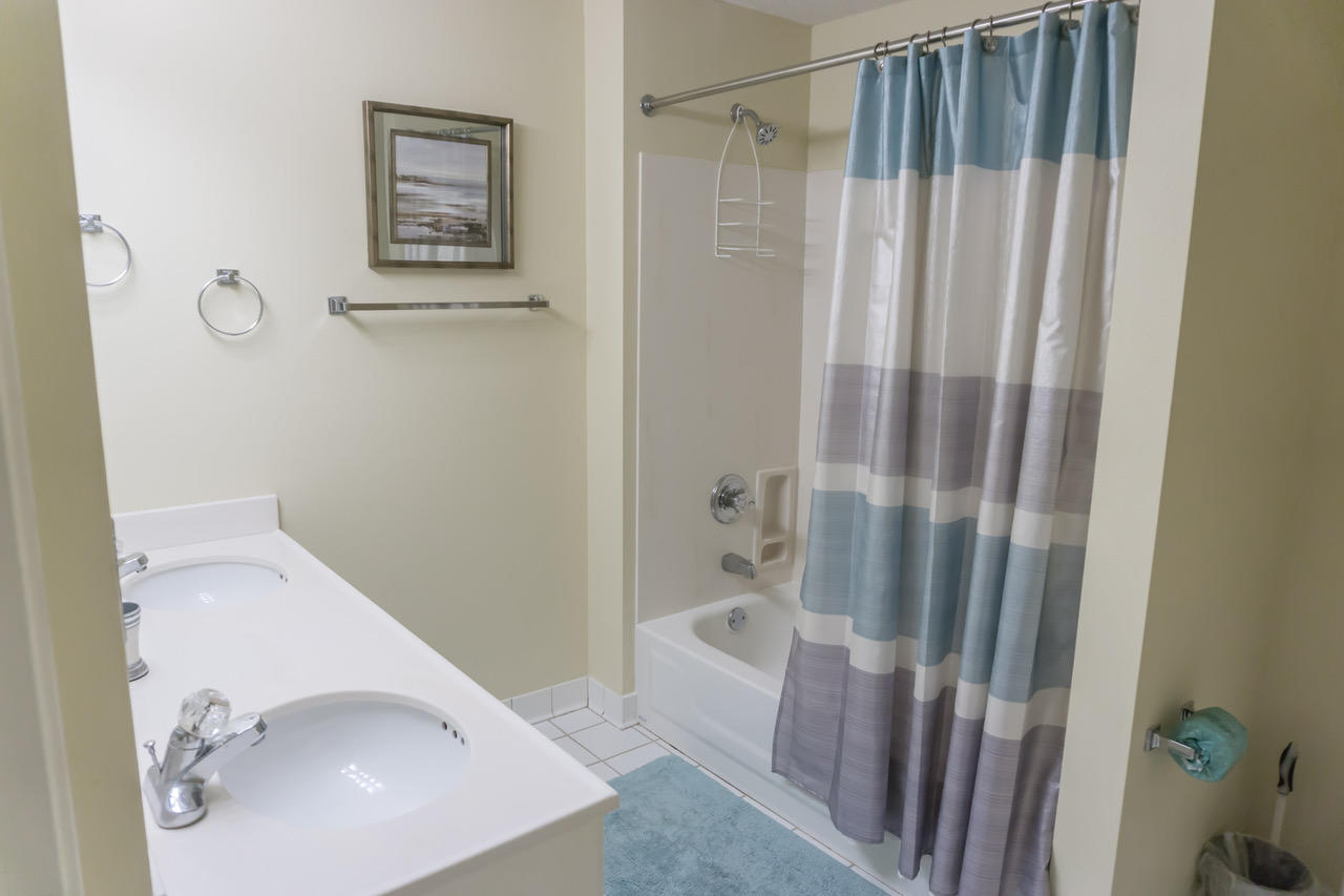 SUMMIT AT TOPS'L (THE) - Residential