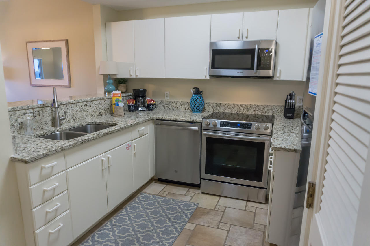 SUMMIT AT TOPS'L (THE) - Residential