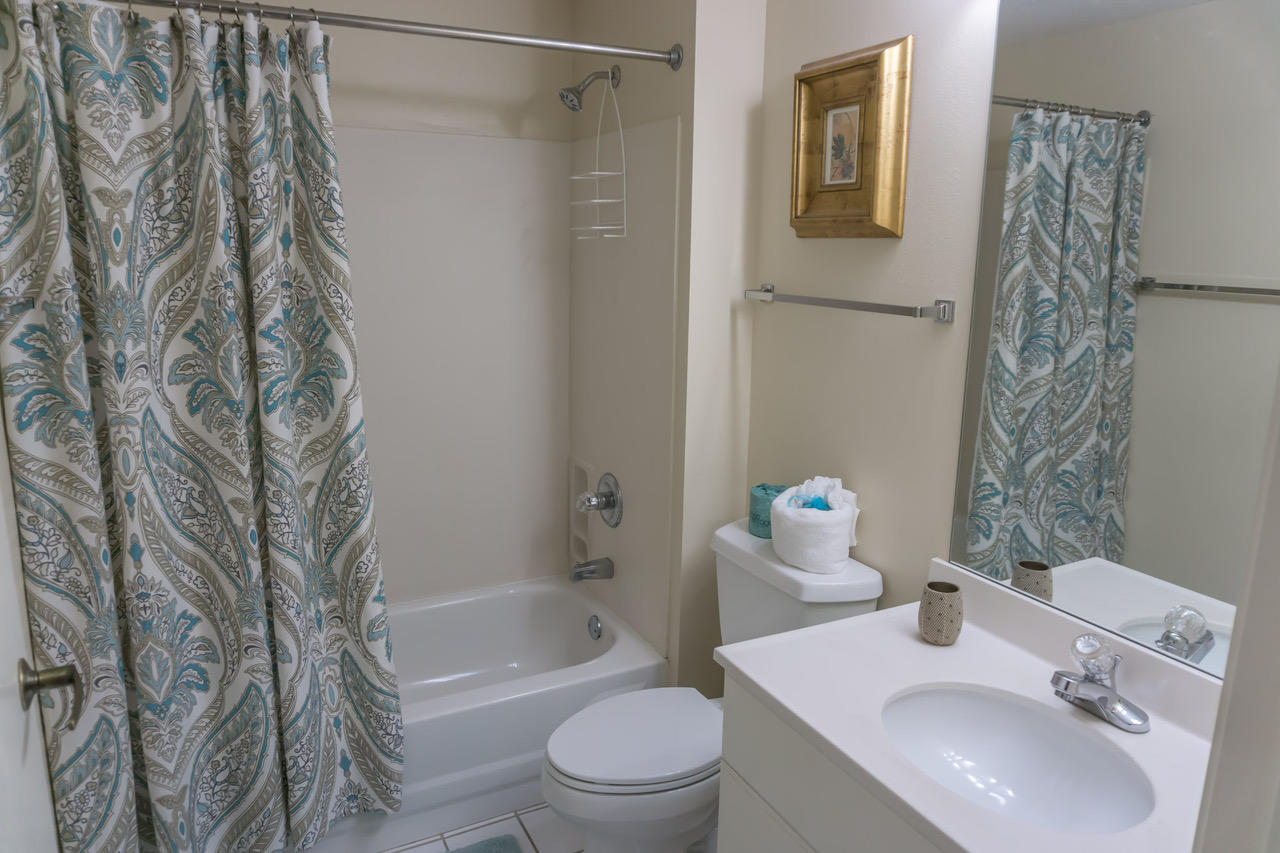 SUMMIT AT TOPS'L (THE) - Residential